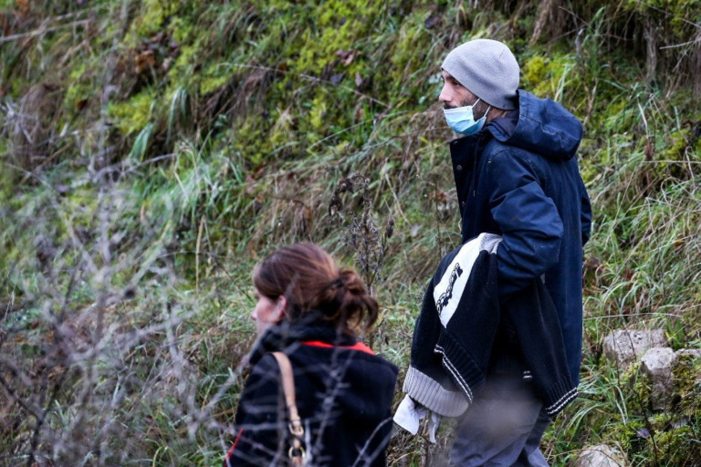 Cédric Jubillar participe à des recherches organisées par la gendarmerie pour retrouver son épouse disparue, Delphine, à Cagnac-les-Mines, près d'Albi, le 23 décembre 2020 © Fred SCHEIBER