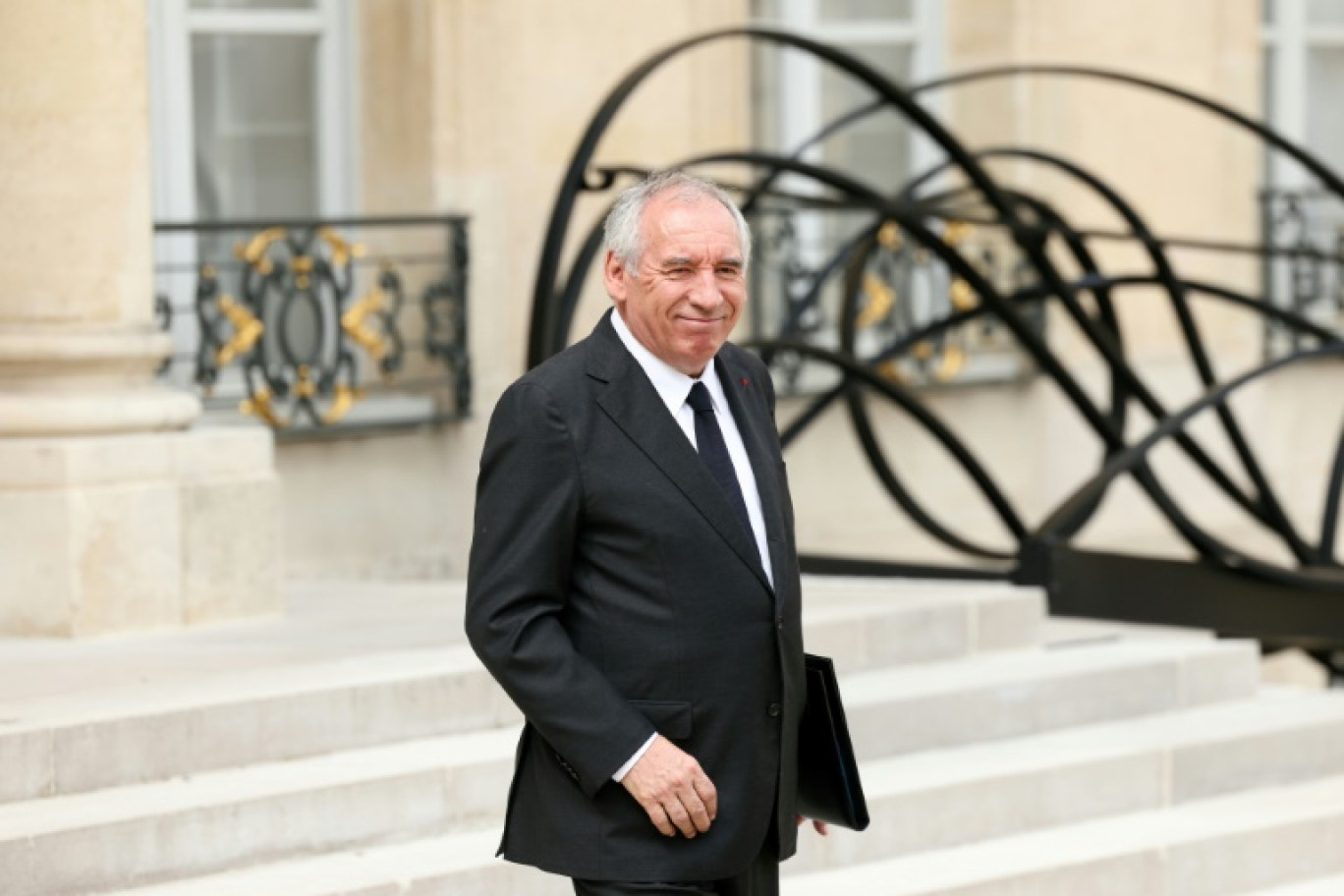 Le Premier ministre François Bayrou à la sortie du Conseil des ministres à l'Elysée, le 23 juillet 2025 à Paris © Alain JOCARD