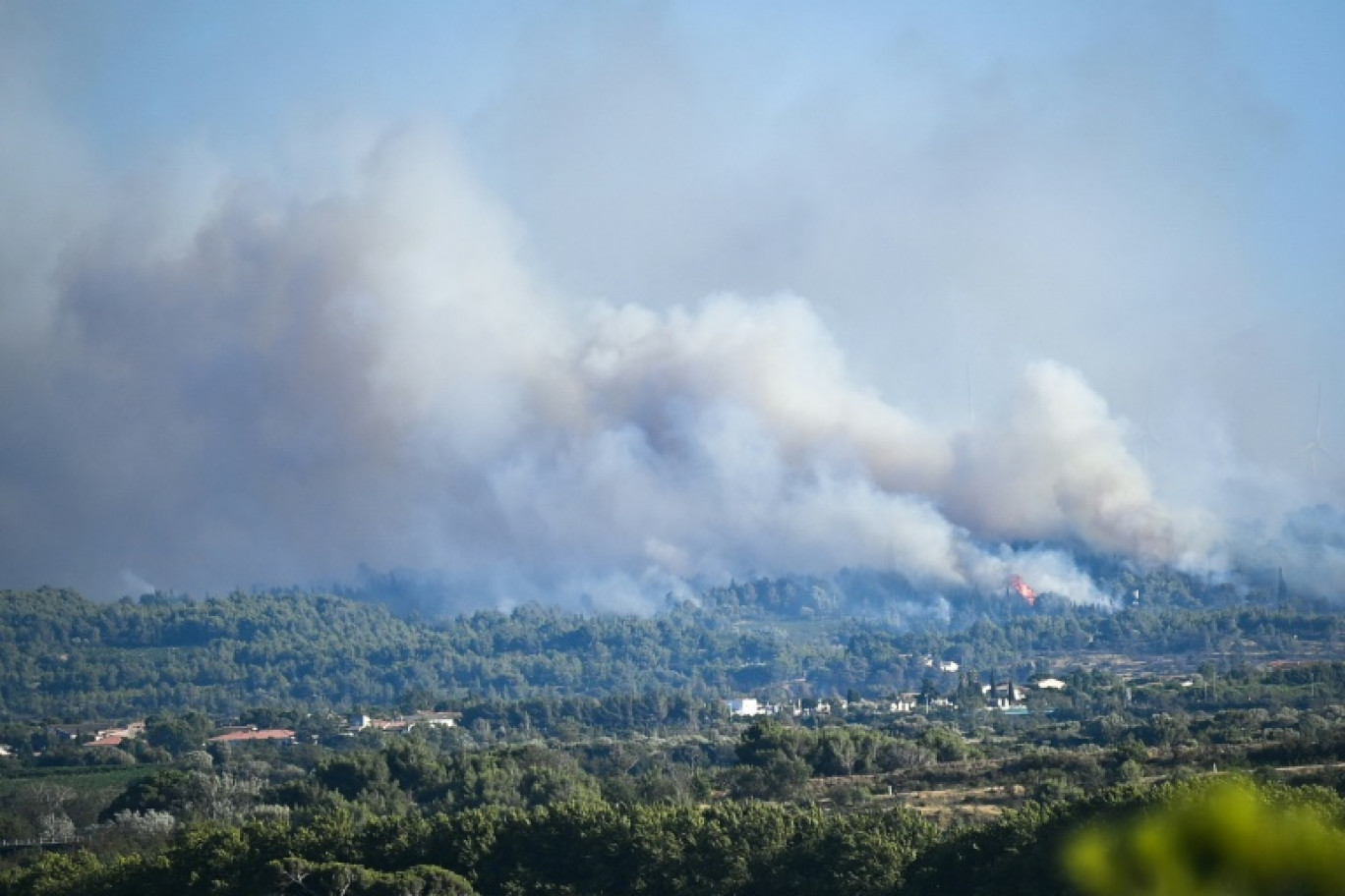 L'incendie près de Sigean, dans l'Aude, le 26 juillet 2025 © Matthieu RONDEL