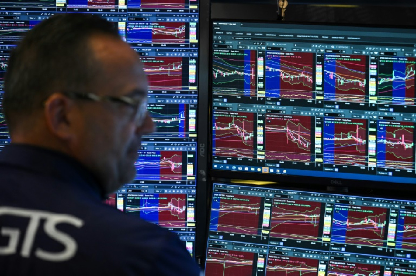 Un opérateur à la Bourse de New York, le 15 juillet 2025 © ANGELA WEISS