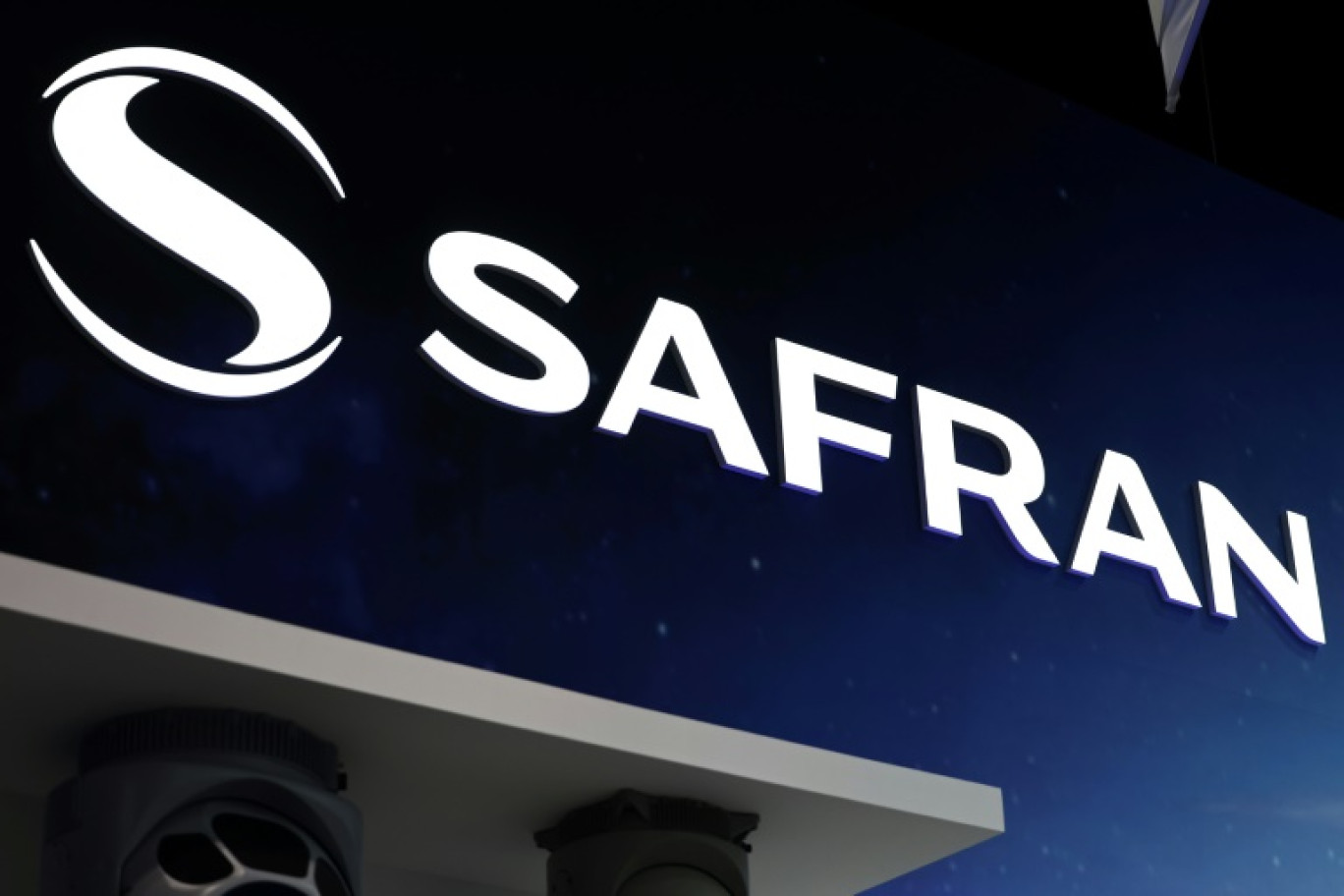 Le logo de Safran au salon du Bourget, le 19 juin 2025 © Thibaud MORITZ