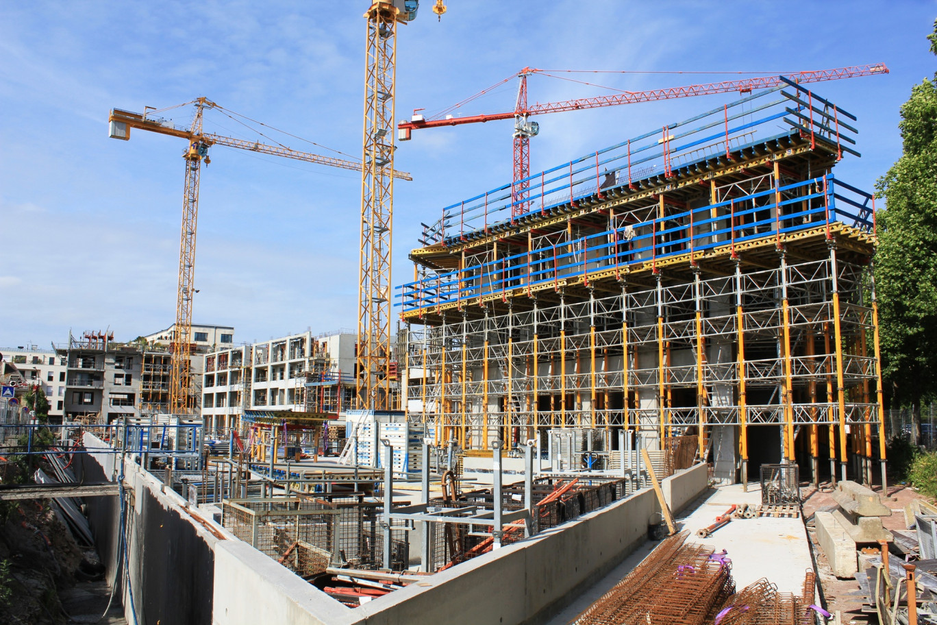 Le secteur du bâtiment enregistre une croissance sensible en juin. © Illustration Adobe Stock