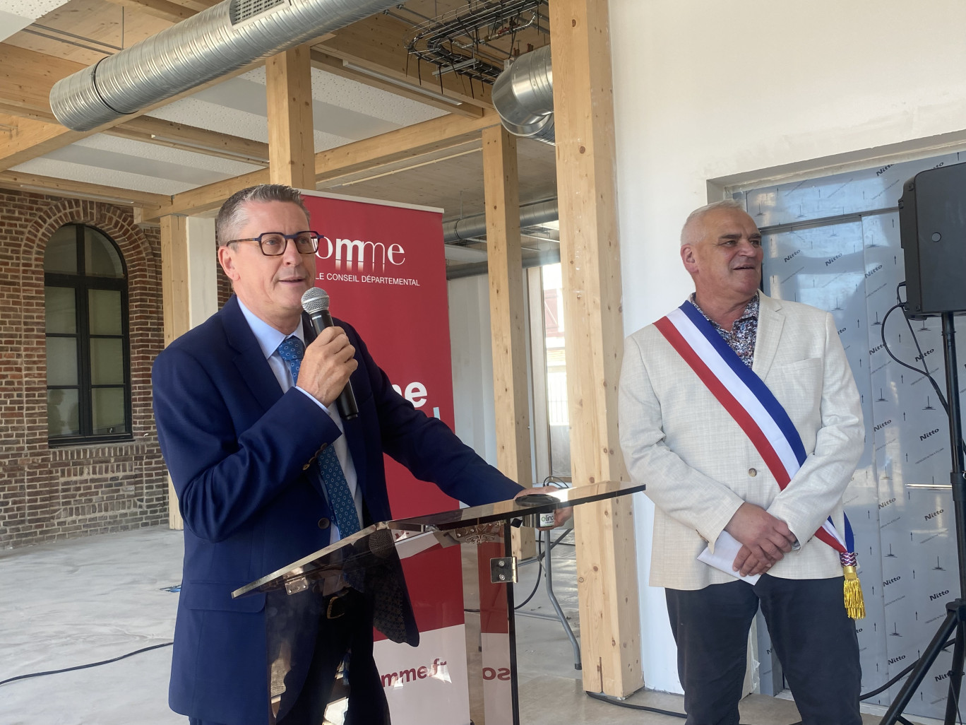 La première inauguration du sous-préfet d’Abbeville, Laurent Guillemot, ici avec le maire du Crotoy, Philippe Evrard.