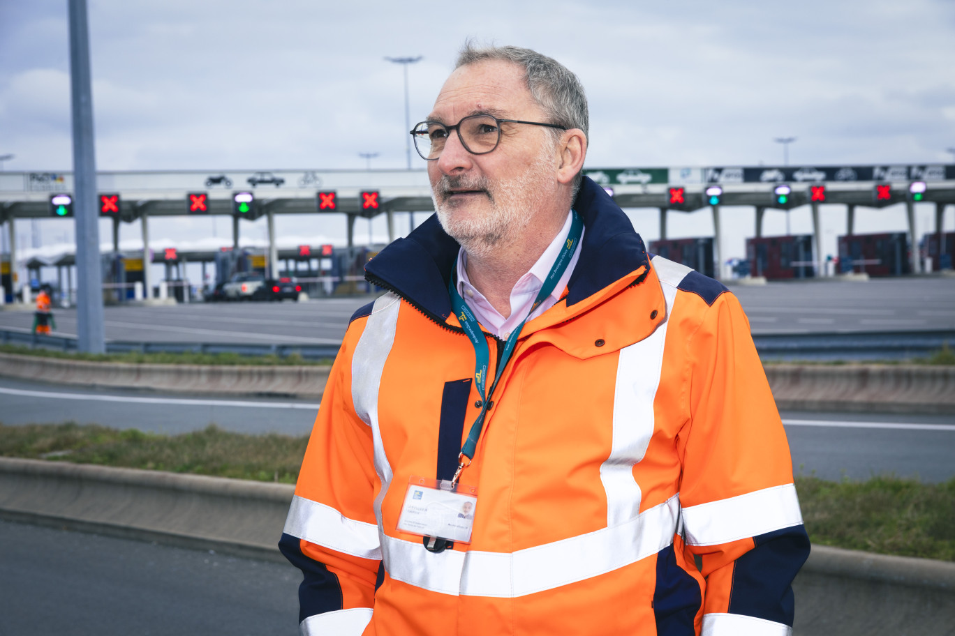Laurent Devulder, directeur général du port de Calais-Boulogne, sur les quais du port, symbole de son engagement pour son développement. © Port de Calais Boulogne.