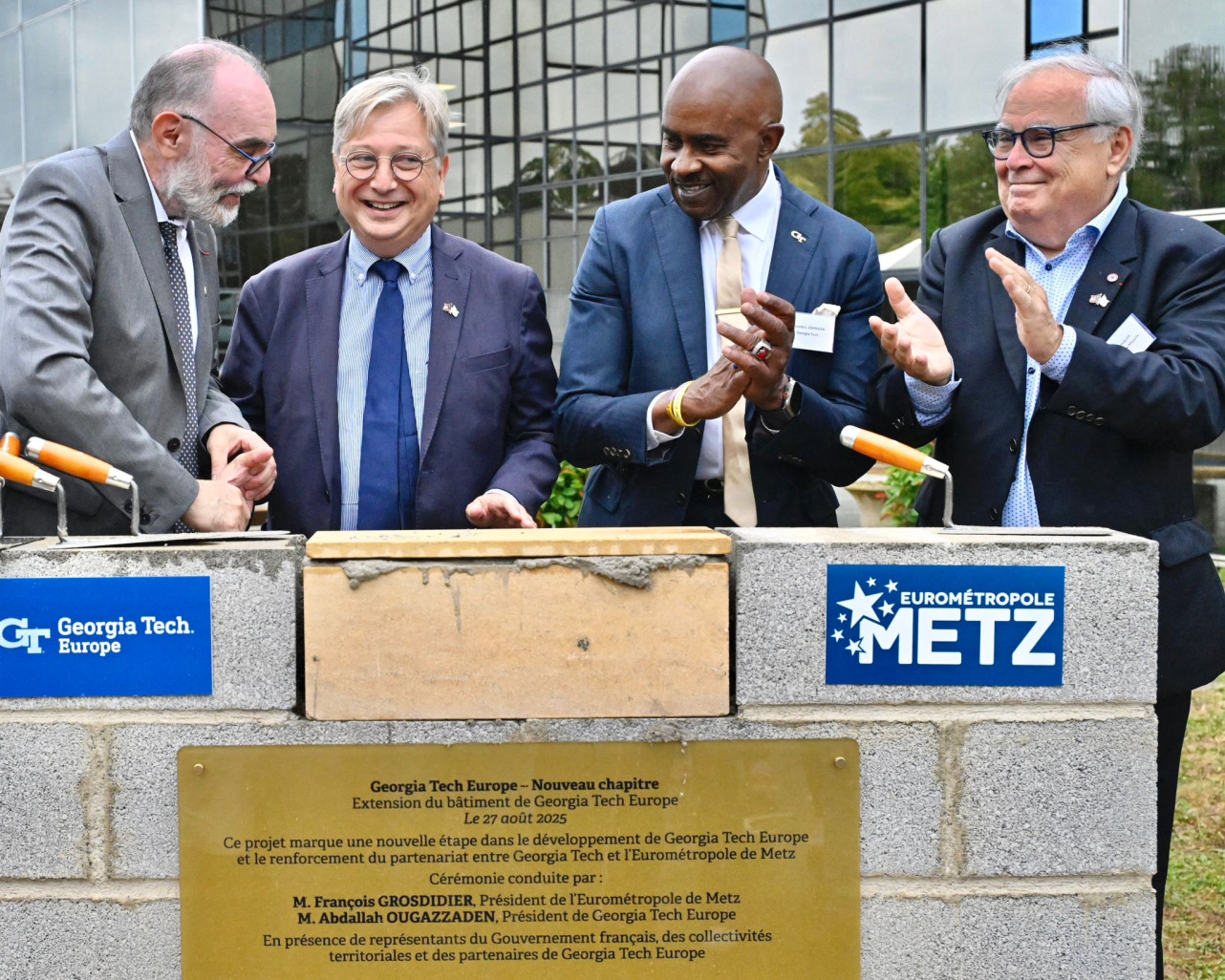 Lors de la pose symbolique de la première pierre. © Eurométropole de Metz