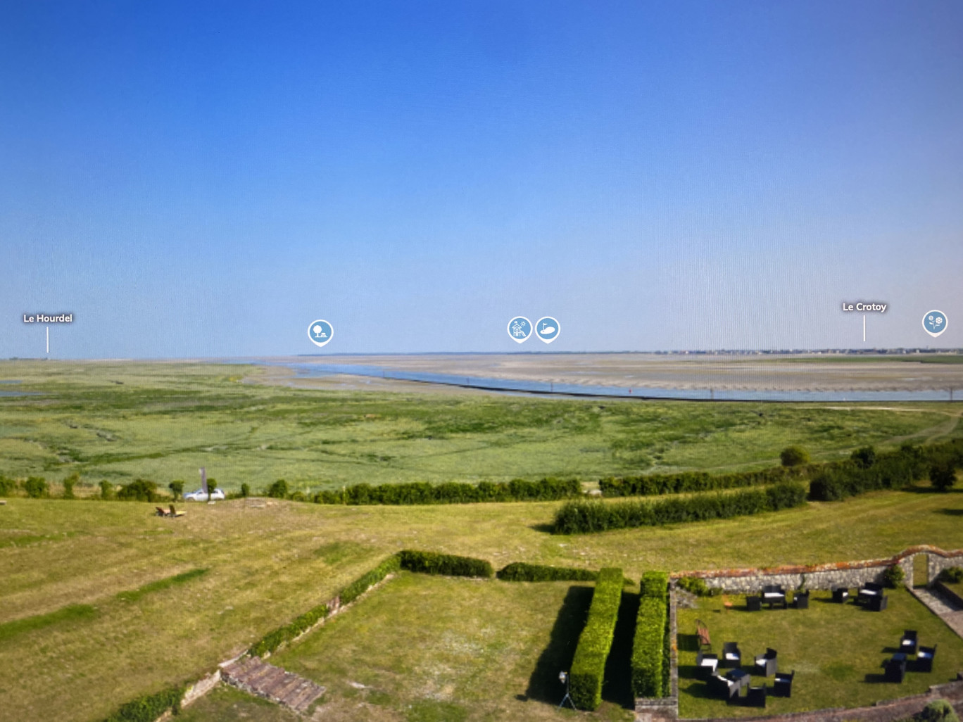 La vue de la webcam offre un panorama d’exception sur l’estuaire.