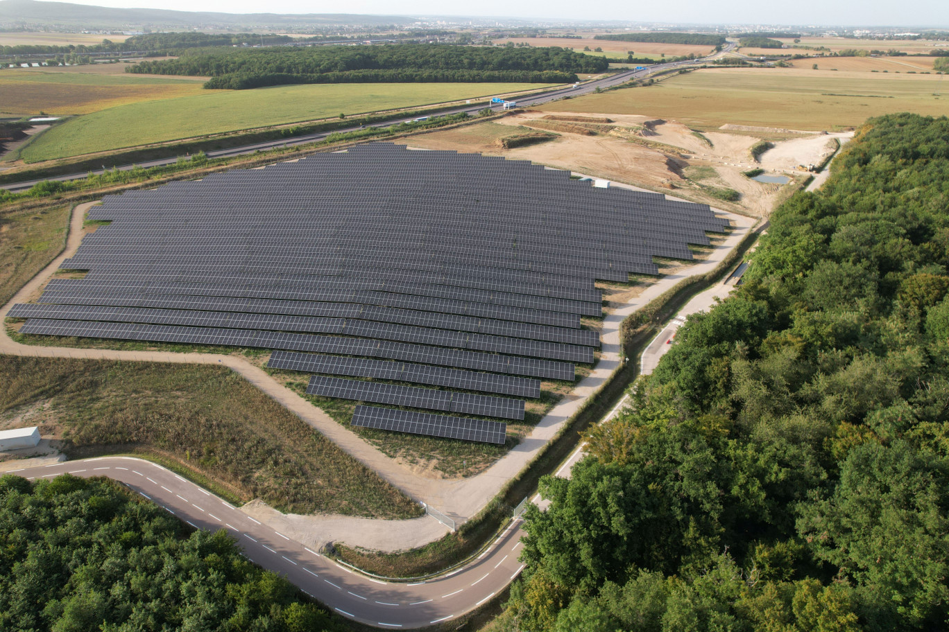 La centrale photovoltaïque de Gevrey-Chambertin produira l’énergie équivalente à la consommation de près de 5 000 habitants. © TotalEnergies