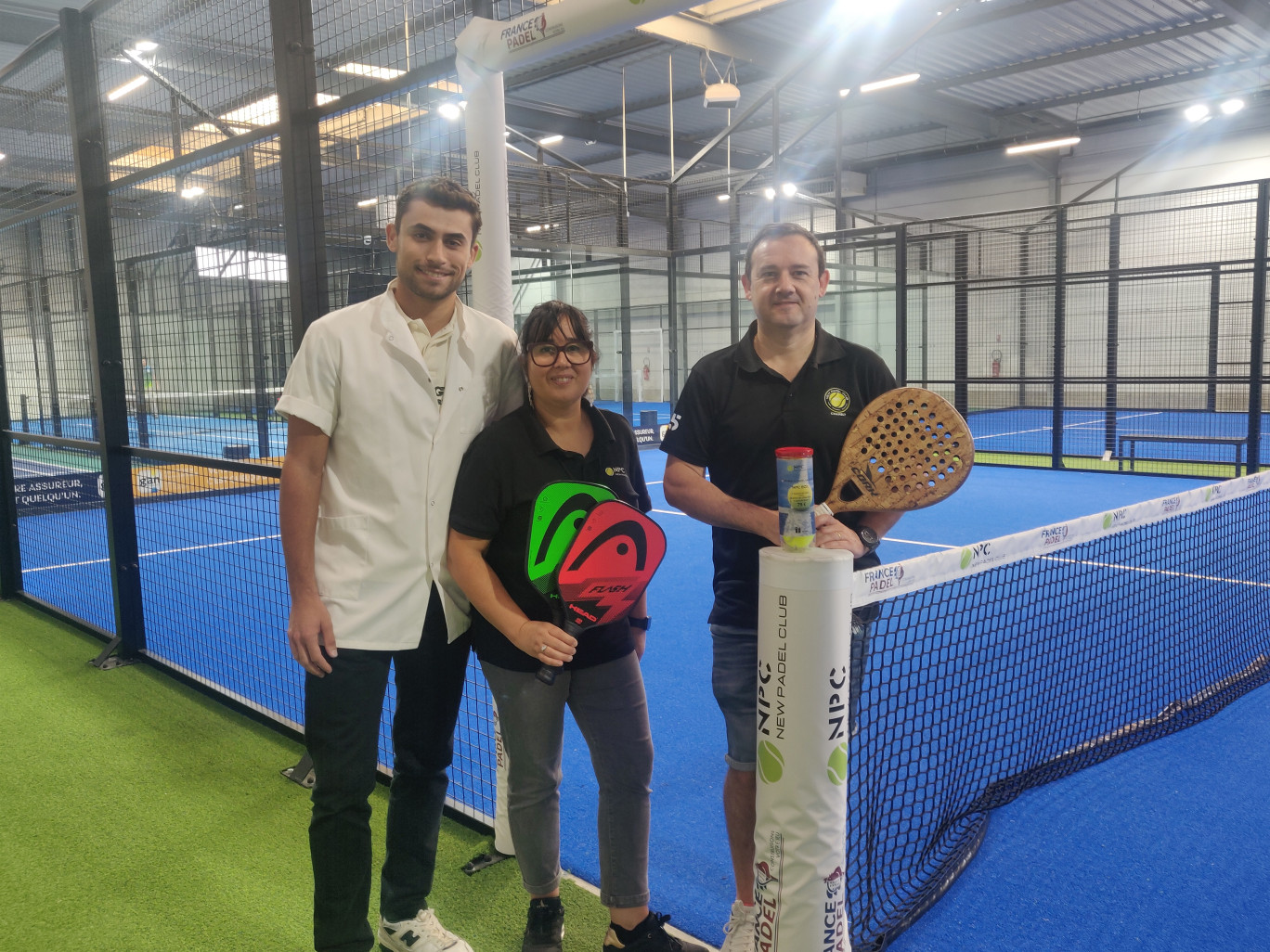 De g. à dr. : Sébastien Ribeiro Spencer, Claudia et Nelson Inacio. © Aletheia Press / D. La Phung