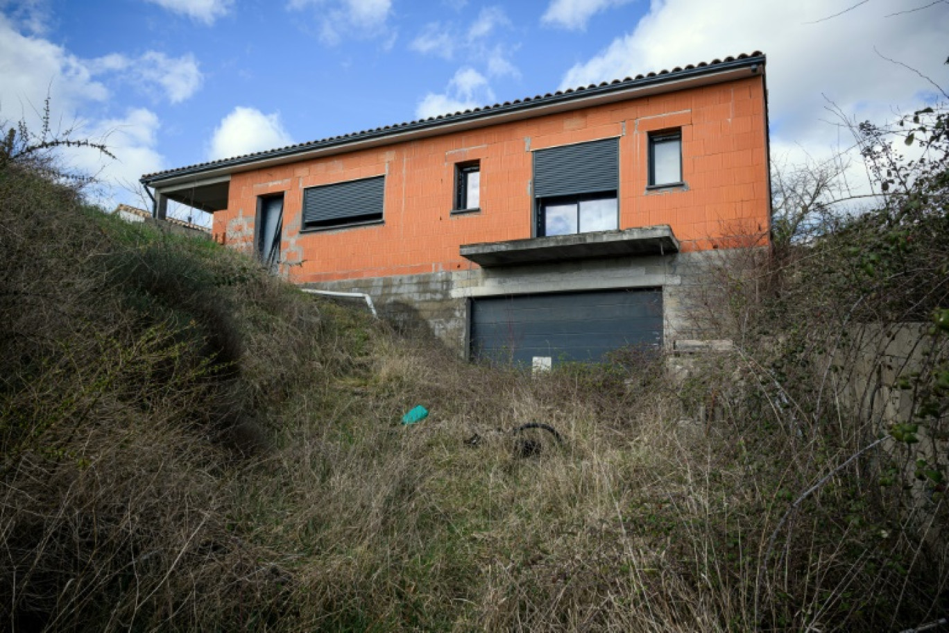 La maison de Delphine et Cédric Jubillar, à Cagnac-les-Mines, dans le Tarn, le 6 mars 2025 © Lionel BONAVENTURE