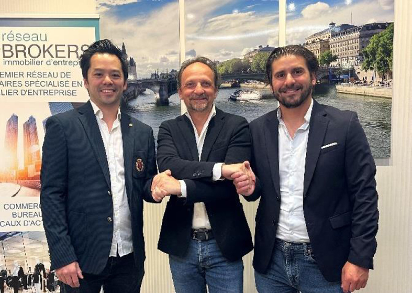 © Avinim Groupe Immobilier. «Il nous faut renforcer notre présence nationale», assure Martial Demange (au centre) entouré des fondateurs de Réseau Brokers, Martial Bui et Mikaël Dahdi.