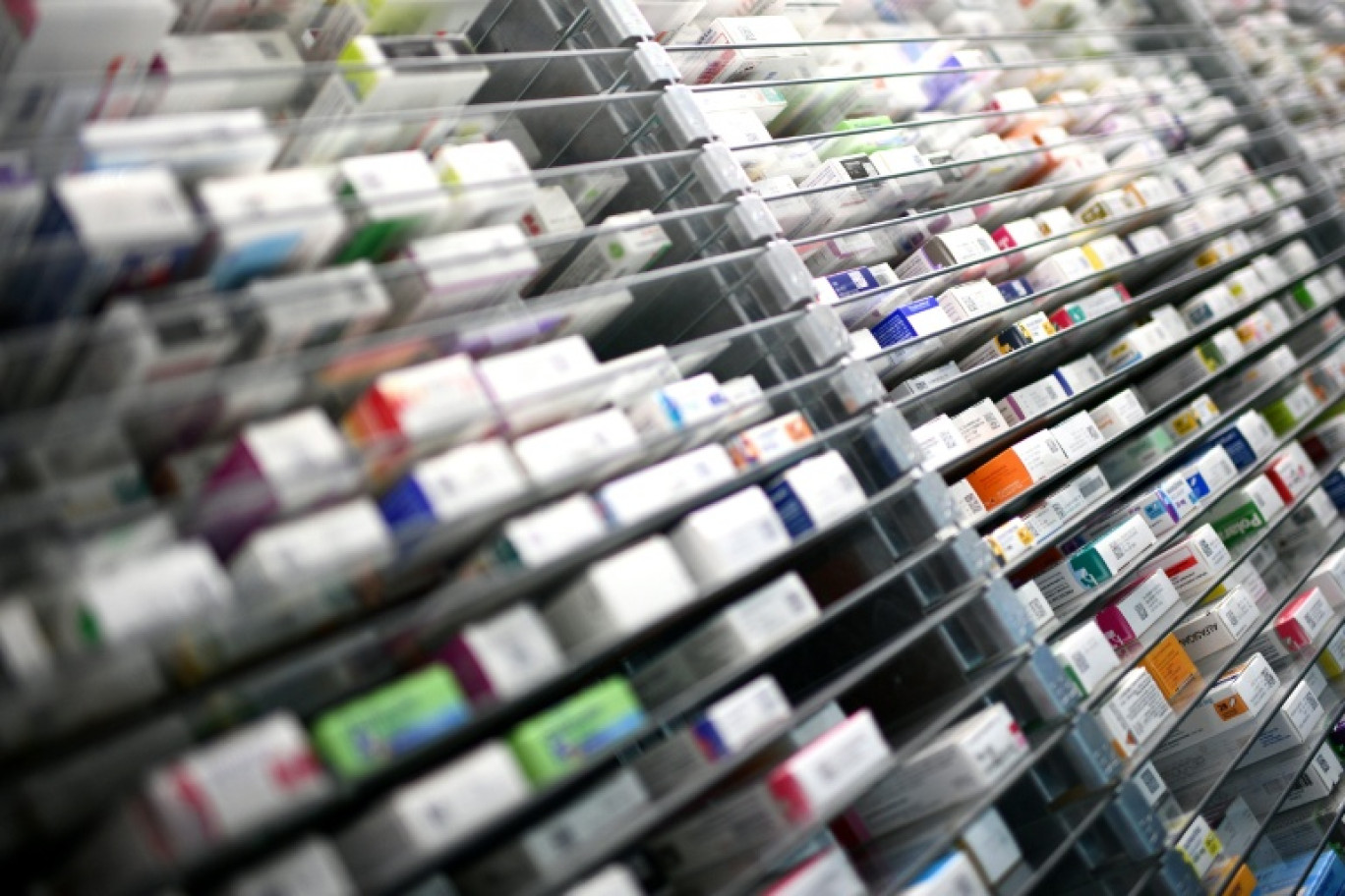 L'hiver s'annonce sous de meilleurs auspices que les précédents, dans un "contexte favorable" de disponibilité des médicaments les plus couramment utilisés pendant cette période © Christophe ARCHAMBAULT