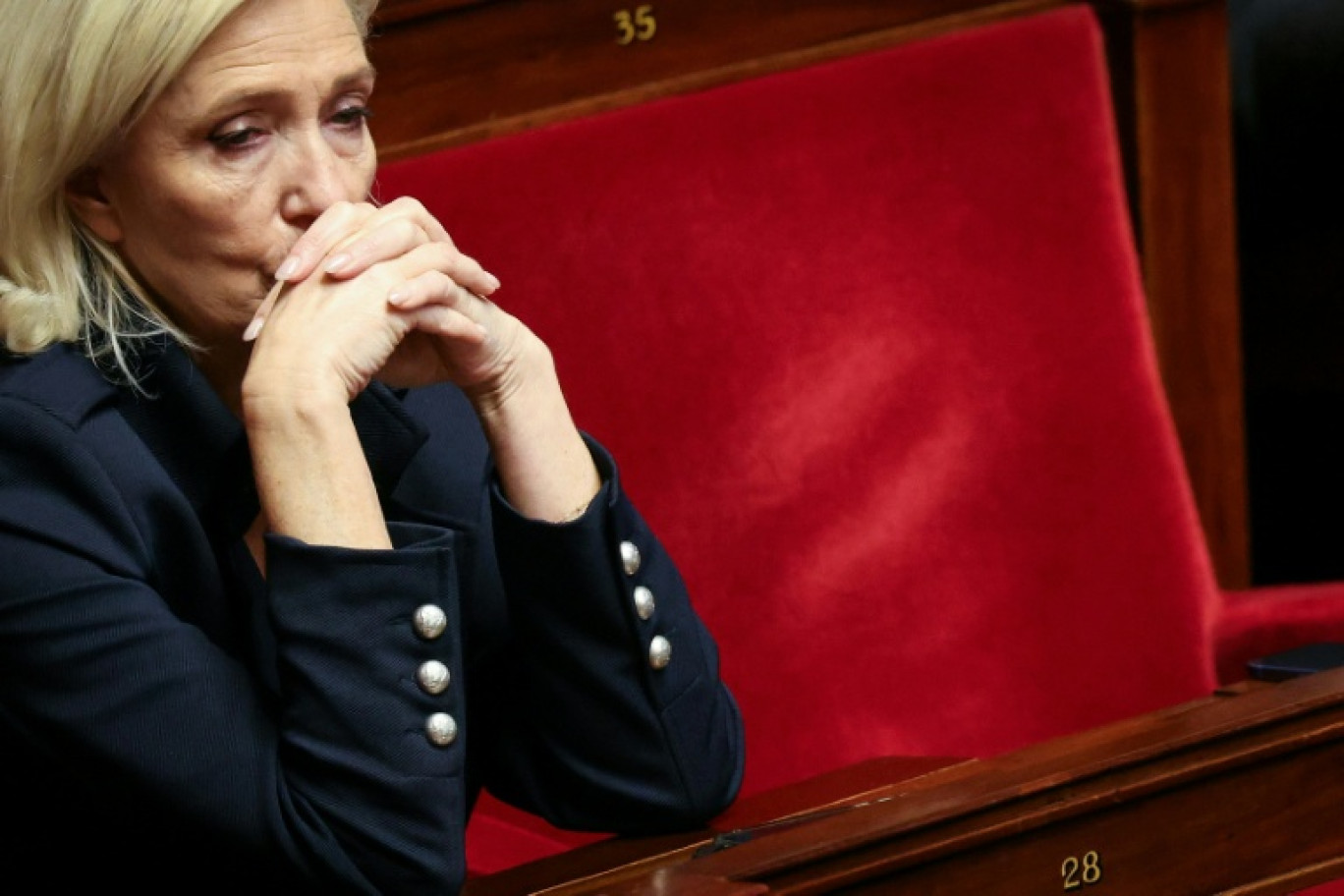 Marine Le Pen lors d'une séance de questions au gouvernement à l'Assemblée nationale, à Paris, le 15 octobre 2025 © Alain JOCARD