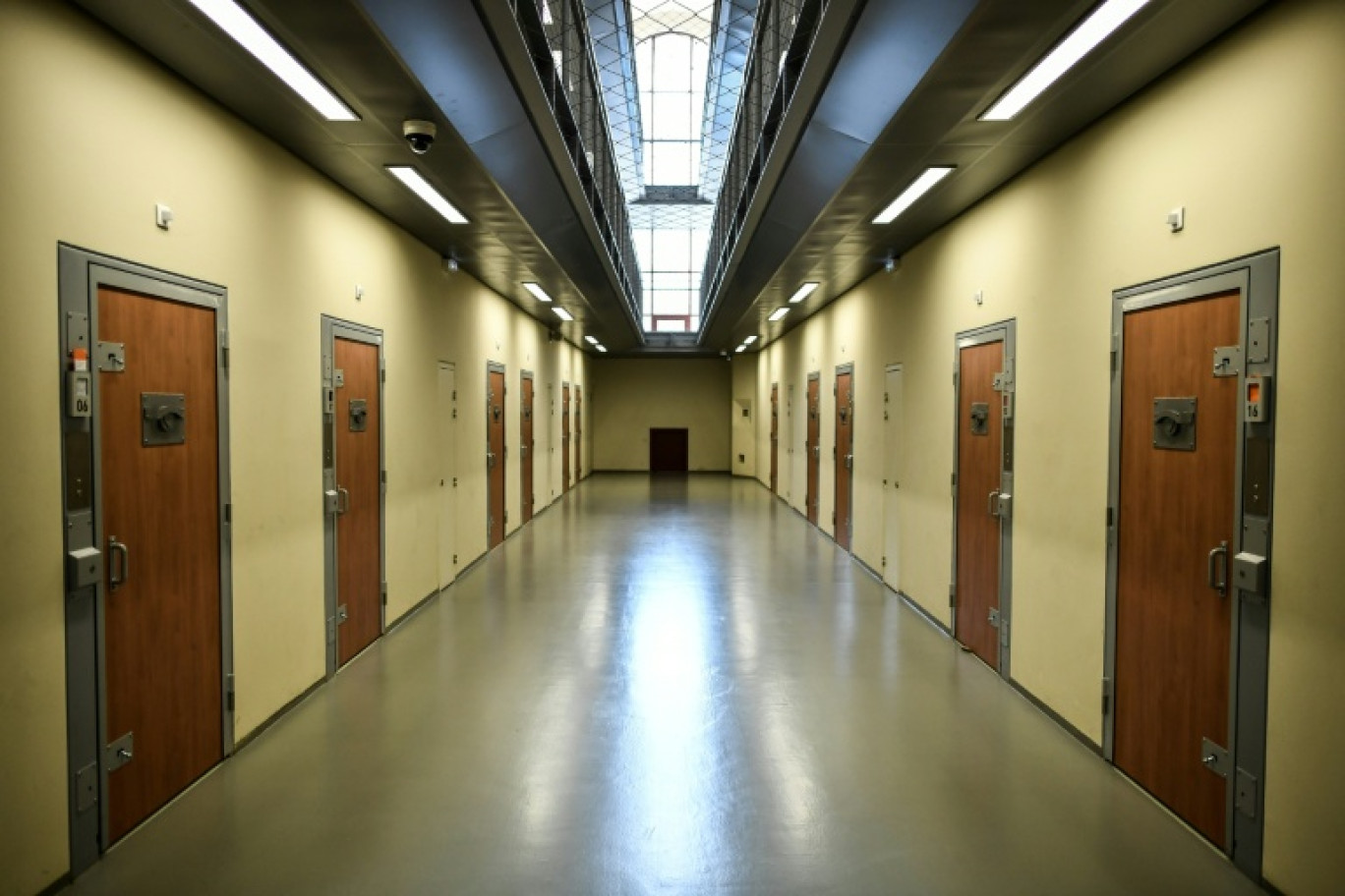 Un couloir de la prison de la Santé à Paris, le 12 avril 2019 © STEPHANE DE SAKUTIN
