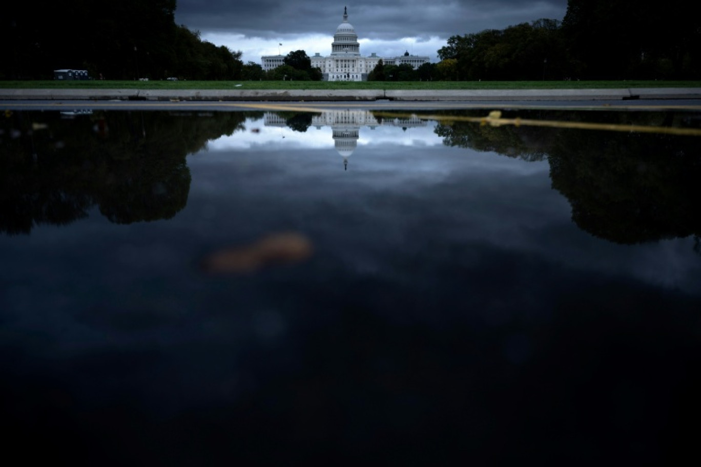 Le Capitole de Washington, siège du Congrès américain, le 8 octobre 2025 © Brendan SMIALOWSKI