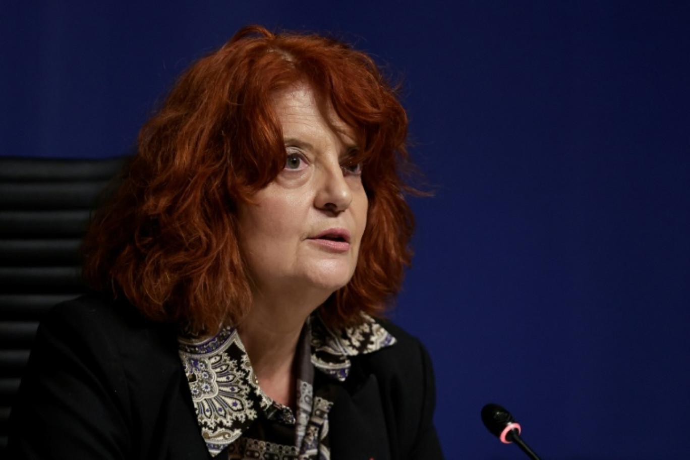 La procureure de Paris Laure Beccuau lors d'une conférence de presse sur le vol de bijoux au Louvre, à Paris le 29 octobre 2025 © STEPHANE DE SAKUTIN