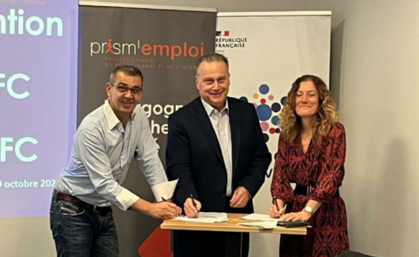 Stéphan Nicolini, vice-président de Prism’emploi Bourgogne-Franche-Comté, Patrick Lévy, président de Prism’emploi Bourgogne-Franche-Comté et Odile Ferru, directrice régionale adjointe de France Travail Bourgogne-Franche-Comté.©Prism’emploi.