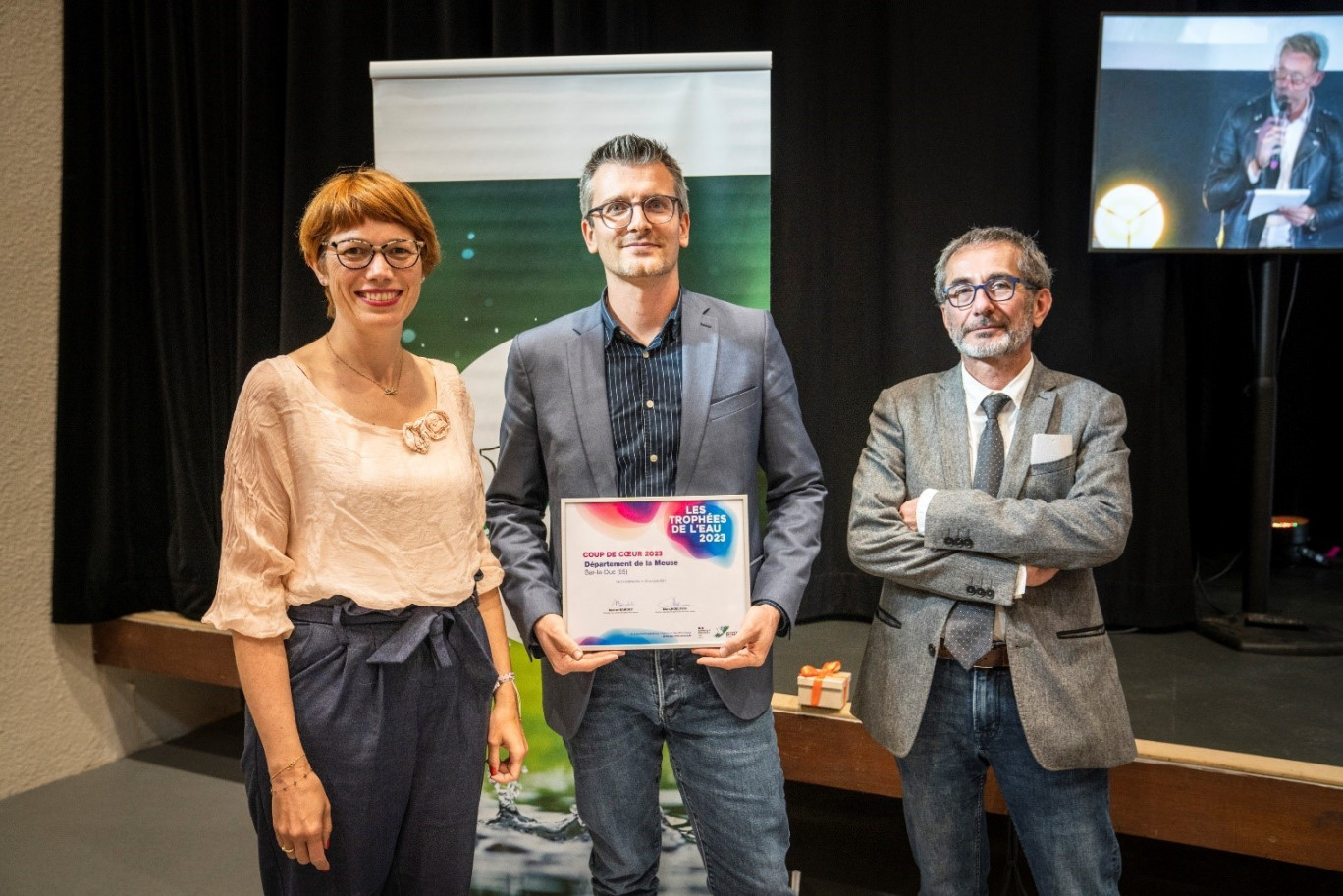 Nous avons adapté nos ouvrages routiers au milieu naturel. Cette opération est exemplaire et intéressante en termes d’adaptation au changement climatique car nous permettons au milieu naturel de jouer pleinement son rôle ". © L’Agence de l’eau Rhin-Meuse