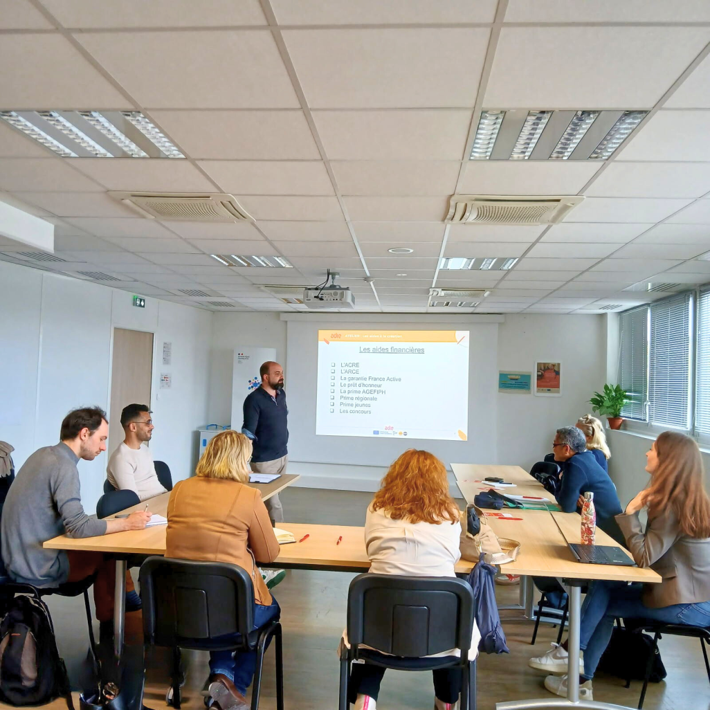 Pendant une semaine, l’Adie organise des ateliers pour sensibiliser au dispositif d’accompagnement et de financement pour les créateurs d’entreprise. Jusqu’à 200 personnes étaient attendues entre le 13 et le 17 octobre 2025. © Aletheia Press / Nadège Hubert
