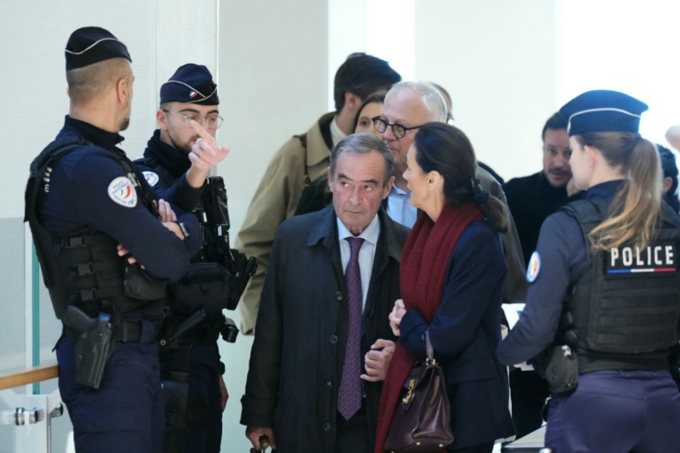 L'ancien PDG du cimentier français Lafarge, Bruno Lafont, arrive au tribunal de Paris le 4 novembre 2025 © Dimitar DILKOFF