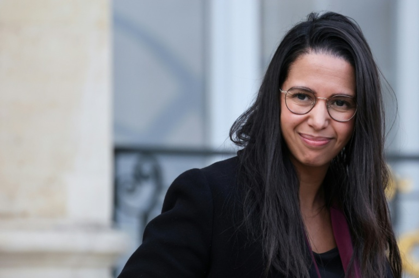 La ministre des Outre-mer, Naïma Moutchou  à sa sortie de l'Elysée le 22 octobre 2025 © Ludovic MARIN