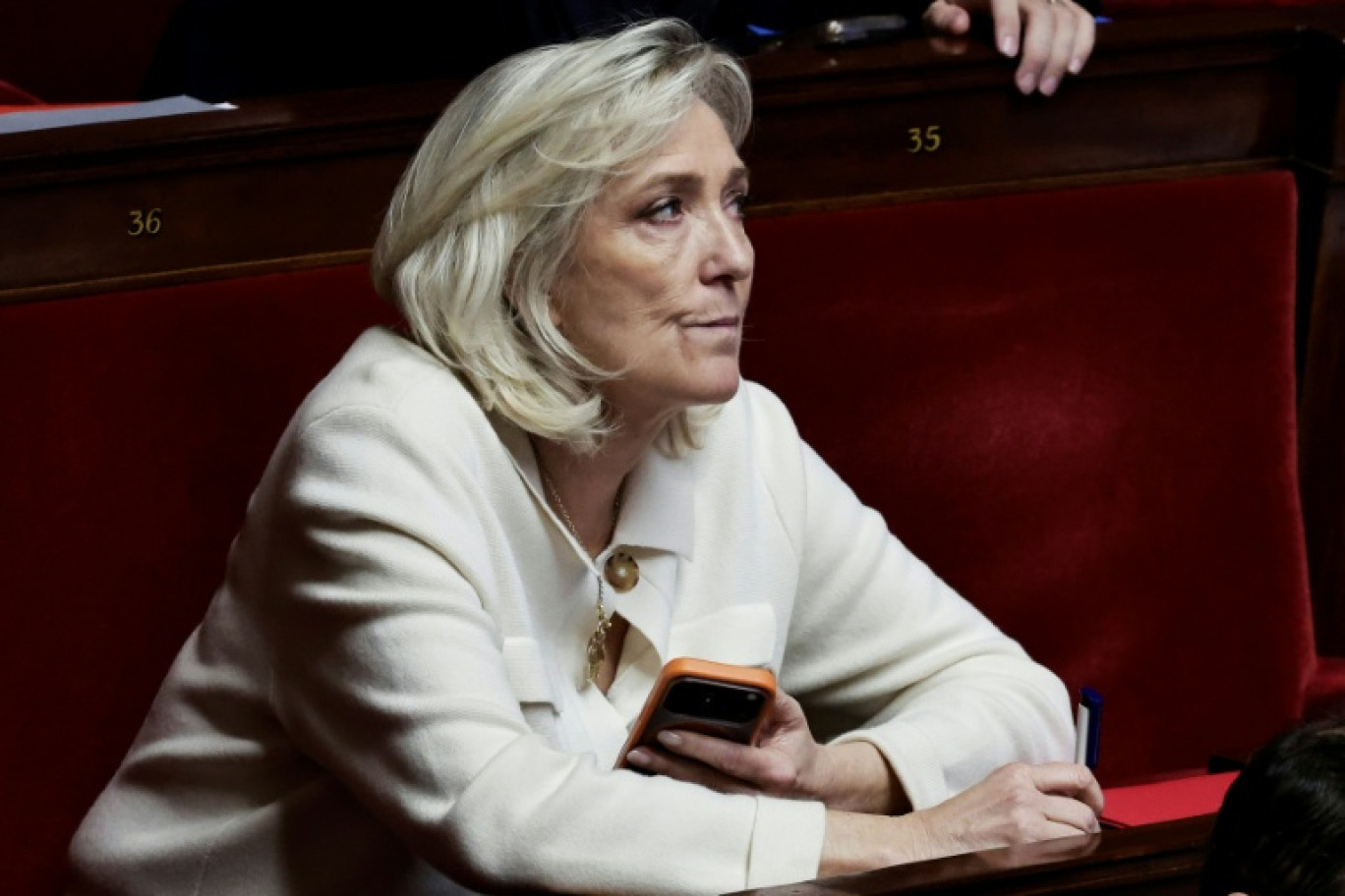 La cheffe de file du RN, Marine Le Pen, à l'Assemblée nationale, le 8 novembre 2025 à Paris © STEPHANE DE SAKUTIN