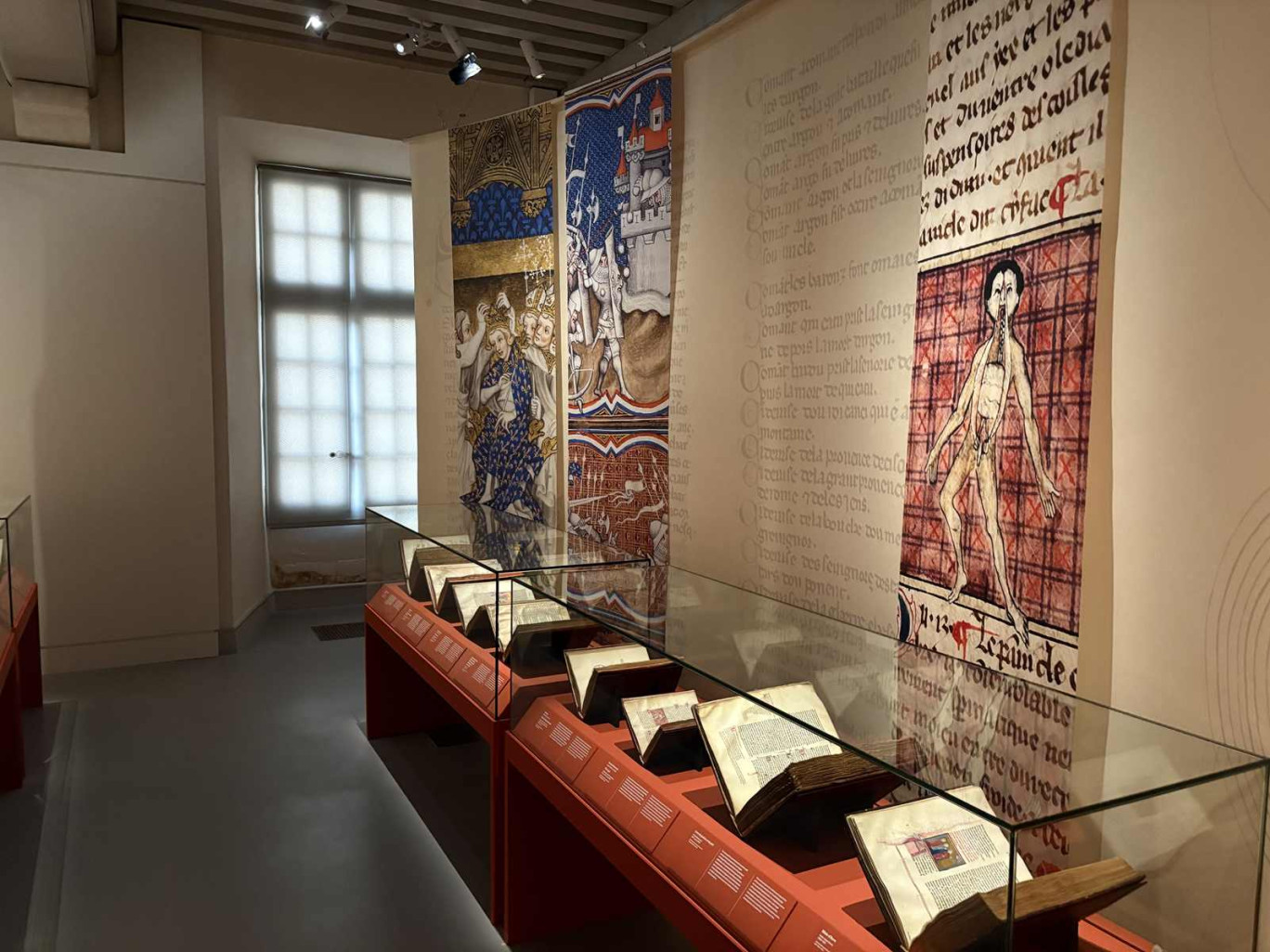L'exposition «Trésors et secrets d'écriture» présente plus de 100 manuscrits exceptionnels.