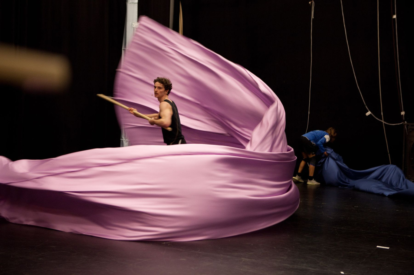 Inhale Delirium Exhale © Reinout Hiel