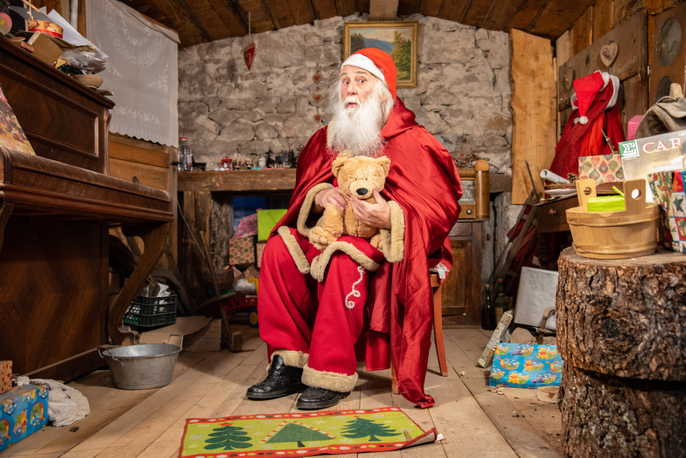 © Gérardmer Hautes-Vosges Tourisme/M.Bossi. Alain Simonin, le Père Noël géromois grandeur nature.