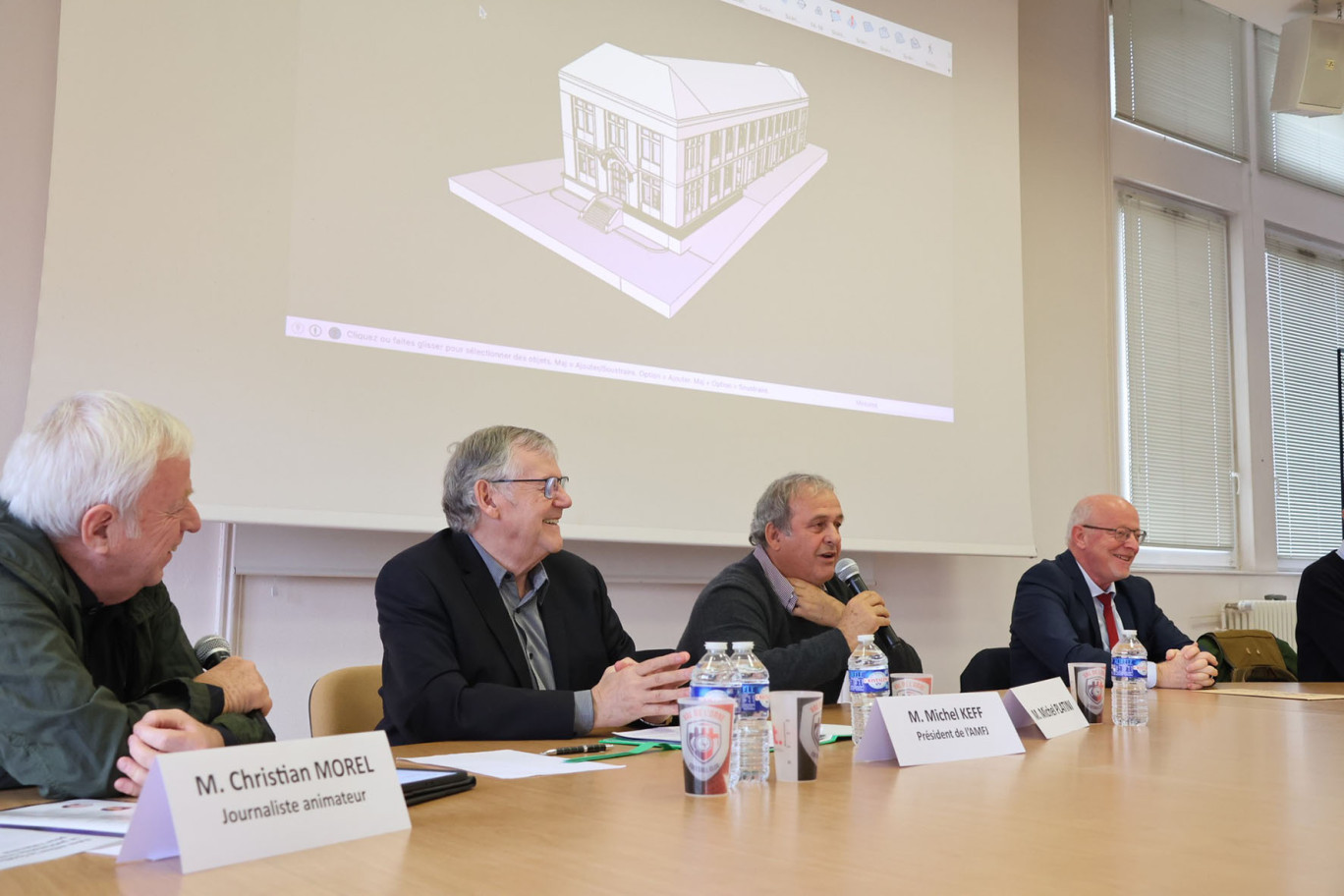 © Préfecture de Meurthe-et-Moselle. Michel Platini, triple ballon d’or, était dans sa terre natale de Joeuf pour présenter le futur musée du foot ouvrier et de l’immigration.