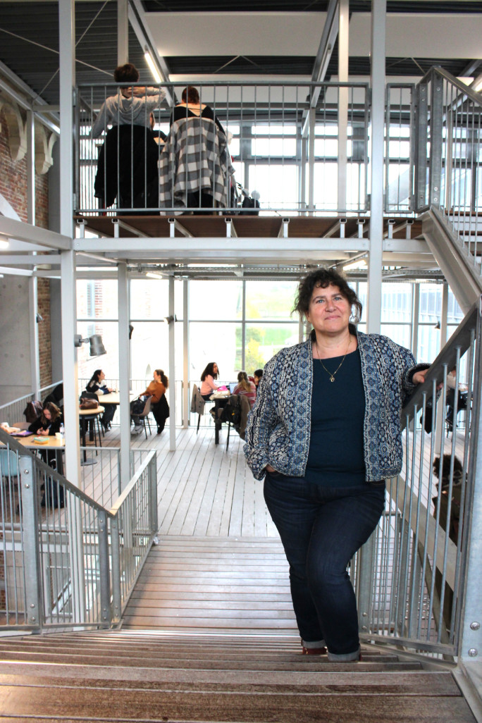 Sabine Evrard, vice-présidente de l’UPJV, ici sur le campus Citadelle d’Amiens. © Benoit Maleplate