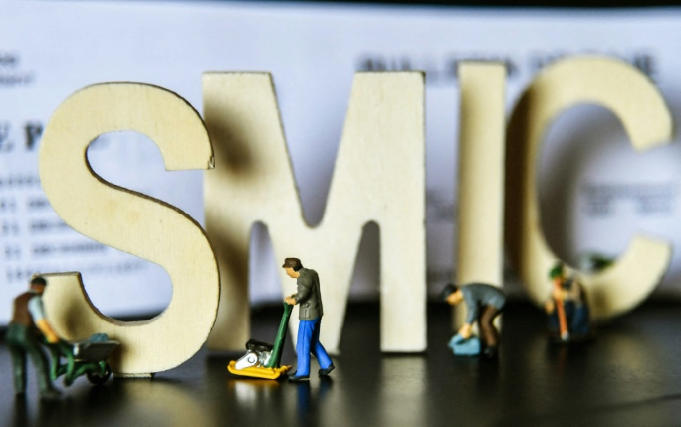 Une revalorisation sans coup de pouce: le Smic augmentera mécaniquement de 1,18% au 1er janvier 2026 © DENIS CHARLET