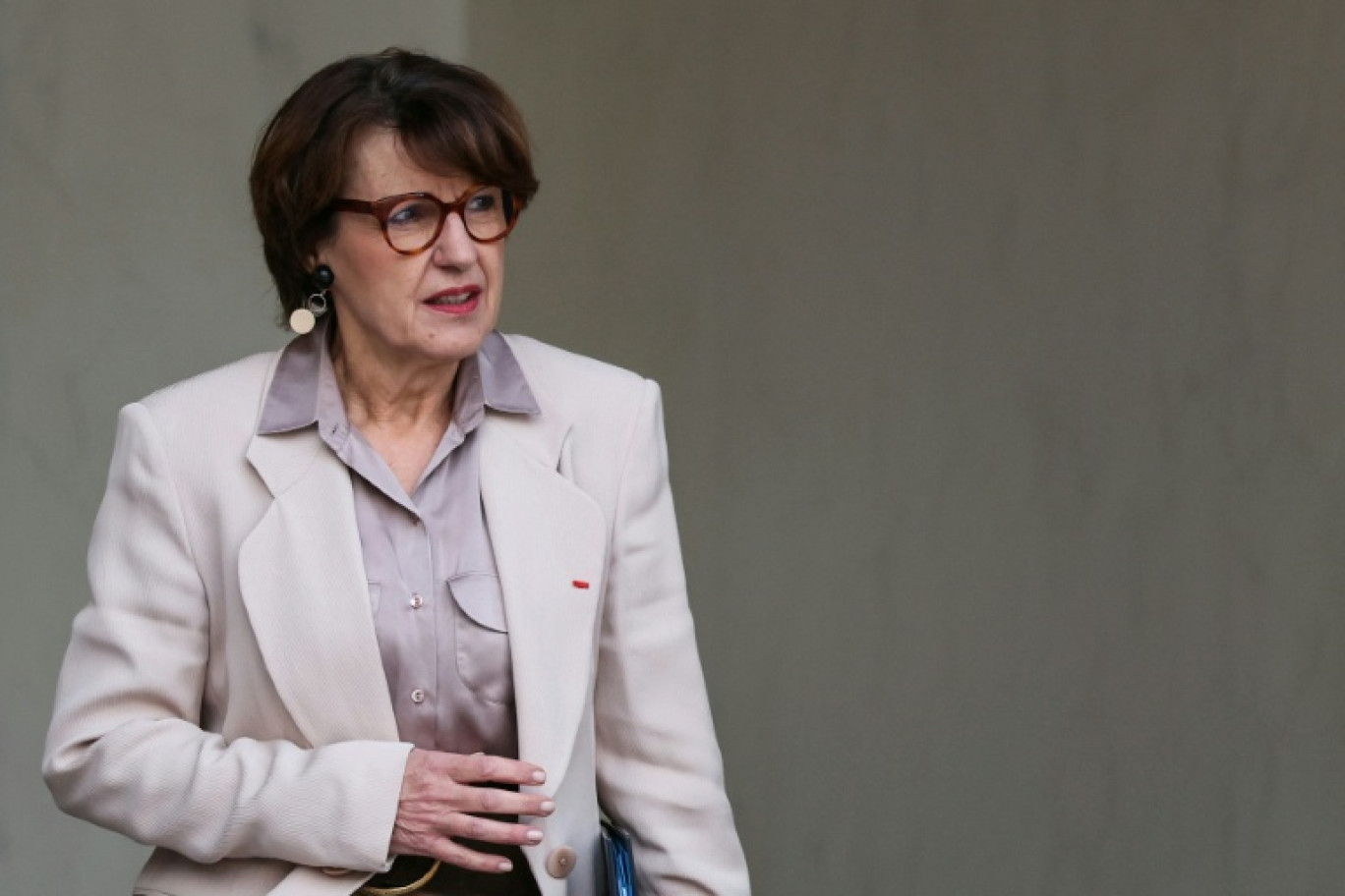 La ministre de l'Agriculture Annie Genevard, à la sortie du Conseil des ministres à l'Elysée à Paris, le 26 novembre 2025 © Thomas SAMSON