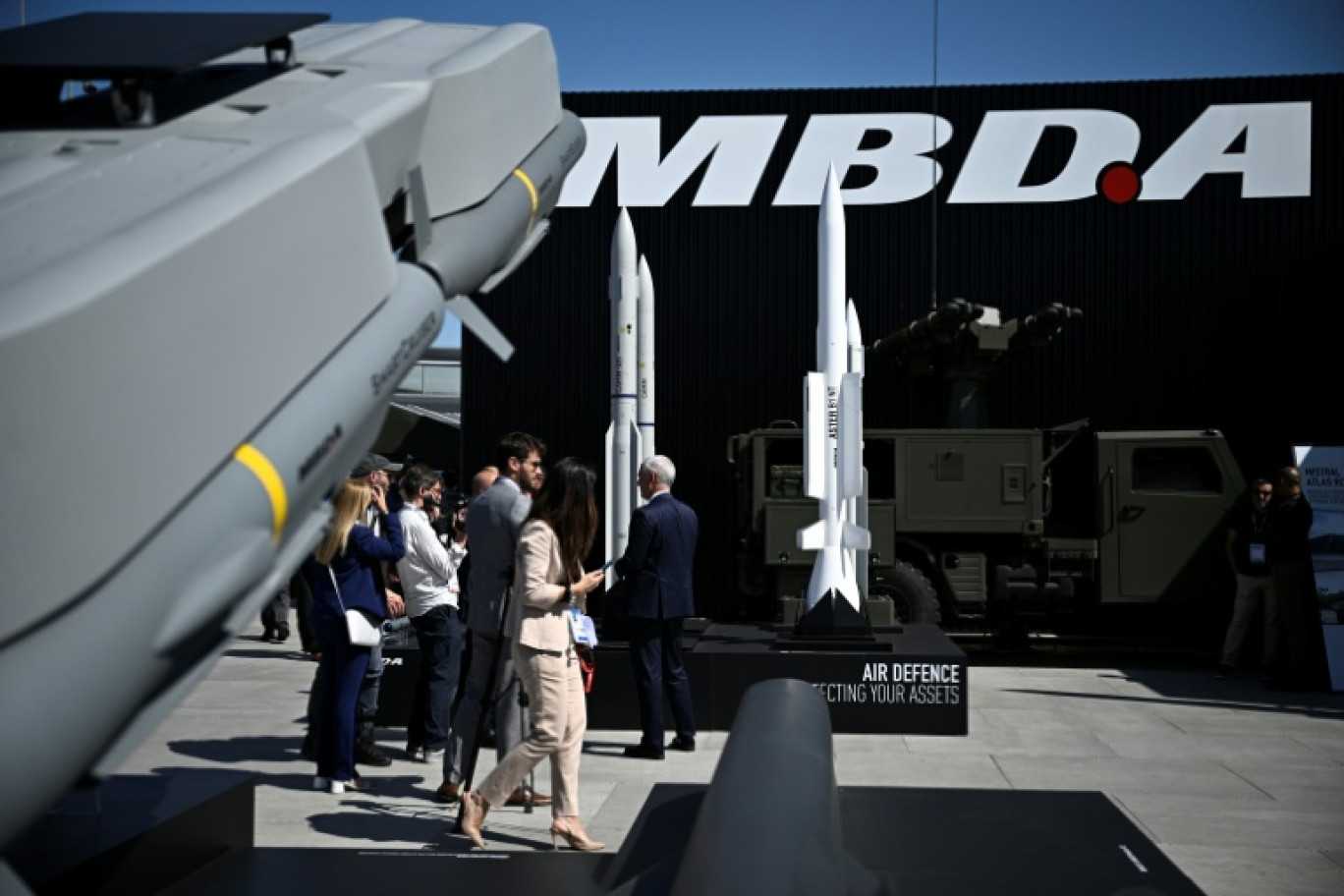 Des équipements militaires du missilier européen MBDA présenté au salon du Bourget, le 18 juin 2025 © JULIEN DE ROSA