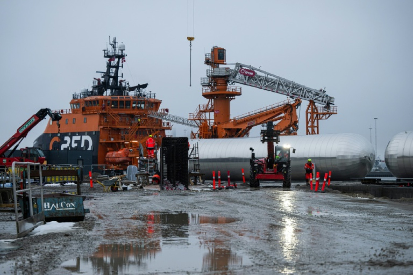 Le chantier du terminal CO2 de Greensand dans le port d'Esbjerg,dont l'achèvement est prévu pour le printemps 2026, le 24 novembre 2025 au Danemark  © Jonathan NACKSTRAND