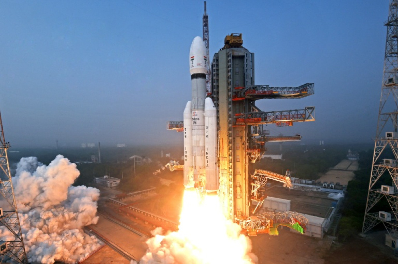Lancement du satellite de communication AST SpaceMobile par la fusée LVM3-M6 le 24 décembre 2025. Photo fournie par Organisation indienne pour la recherche spatiale (ISRO) © -