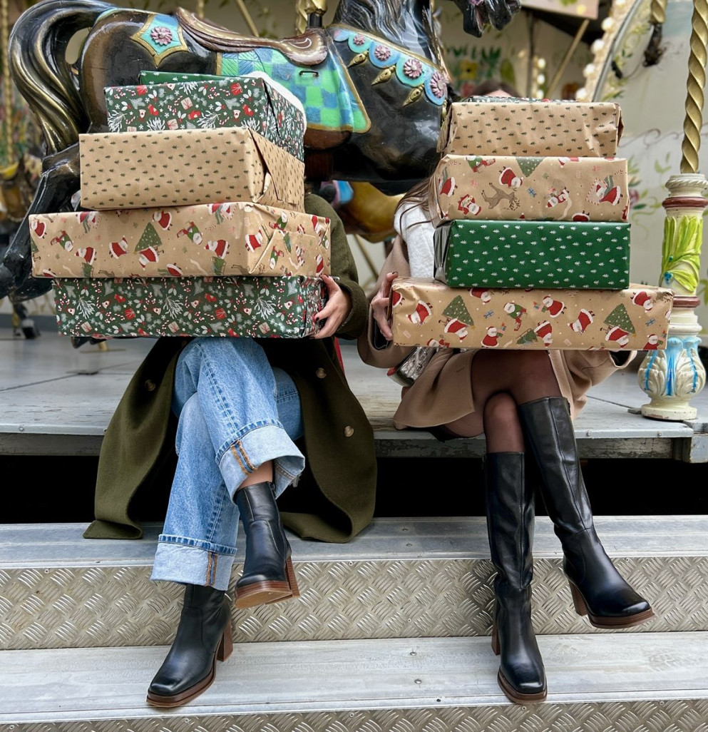 Les chaussures de seconde main et reconditionnées accessibles pour les fêtes chez Eram à Amiens. © Claquettes Market