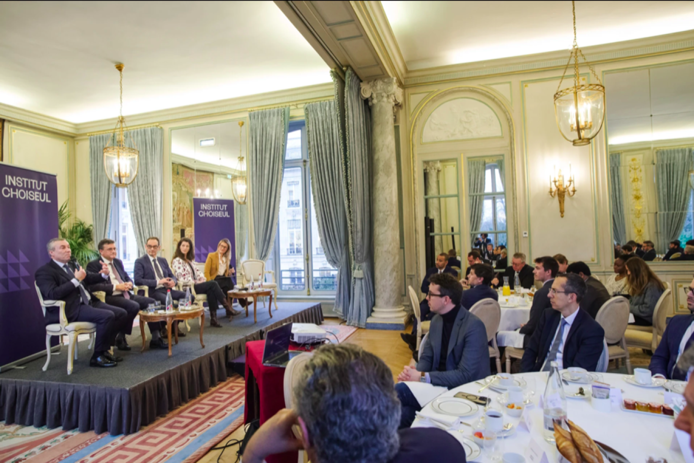 Dirigeants et acteurs institutionnels échangent sur l’attractivité économique et les opportunités du territoire ce 22 janvier à Rouen, à l'invitation de l’Institut Choiseul et de Rouen Normandy Invest. © Institut Choiseul 