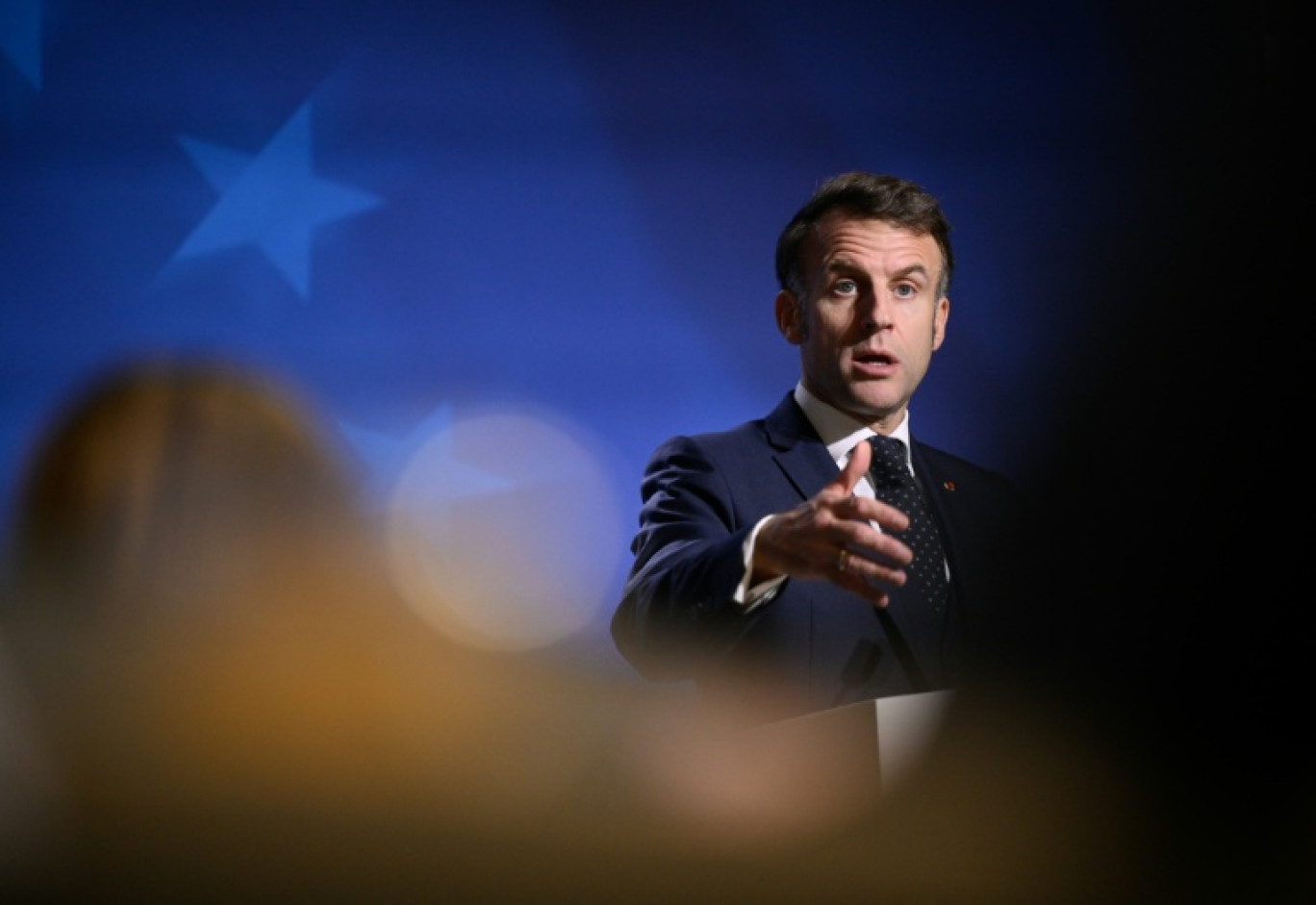 Le président ukrainien Volodymyr Zelensky, le Premier ministre britannique Keir Starmer, le chancelier allemand Friedrich Merz et le président français Emmanuel Macron à Londres, le 8 décembre 2025 © Adrian DENNIS