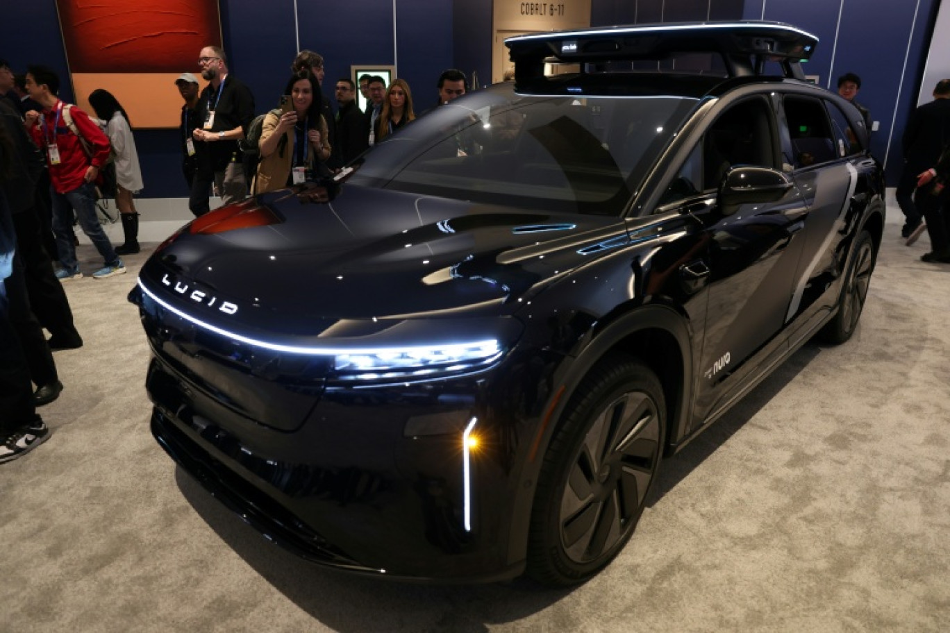Uber, le constructeur électrique de luxe Lucid et la start-up Nuro dévoilent le 5 janvier 2026 à Las Vegas leur futur robotaxi © Patrick T. Fallon