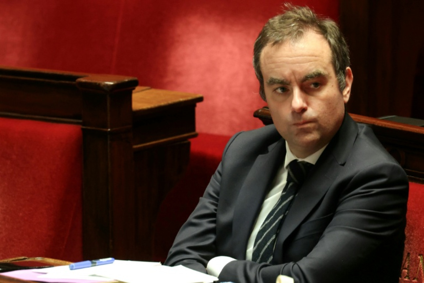 France's Prime Minister Sebastien Lecornu looks on during the debates on the two motions of no confidence tabled by the Parliament groups Rassemblement National (RN) and La France Insoumise - Nouveau Front Populaire (LFI), regarding the EU-Mercosur agreement at the National Assembly, France's lower house parliament, in Paris on January 14, 2026. © Alain JOCARD