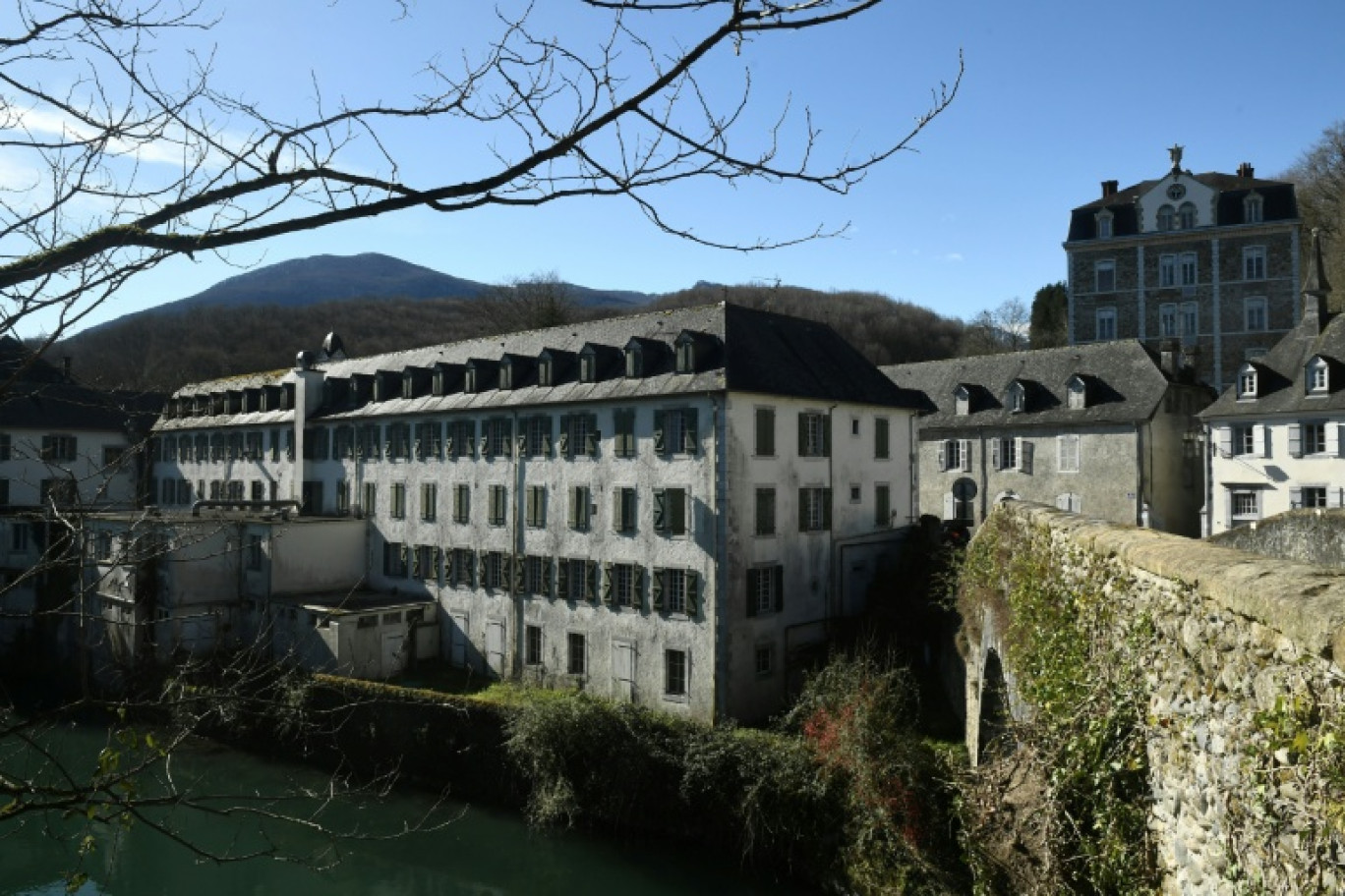 L'établissement catholique Notre-Dame-de-Bétharram, dans les Pyrénées-Atlantique, le 18 mars 2025 © Gaizka IROZ