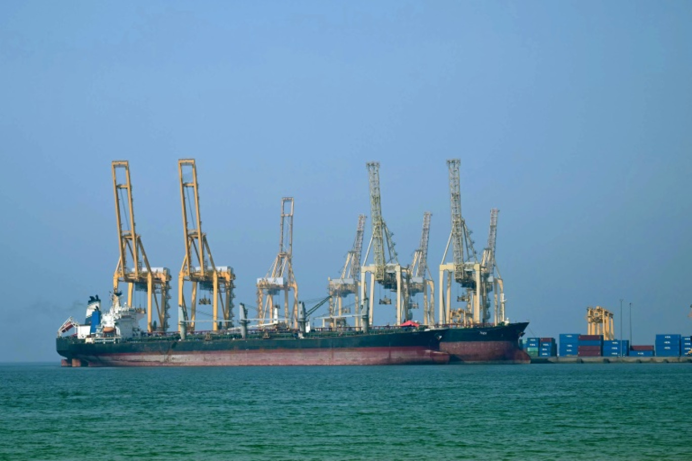 Un tanker au port de Khor Fakkan, aux Emirats arabes unis, le 23 juin 2025 © Giuseppe CACACE