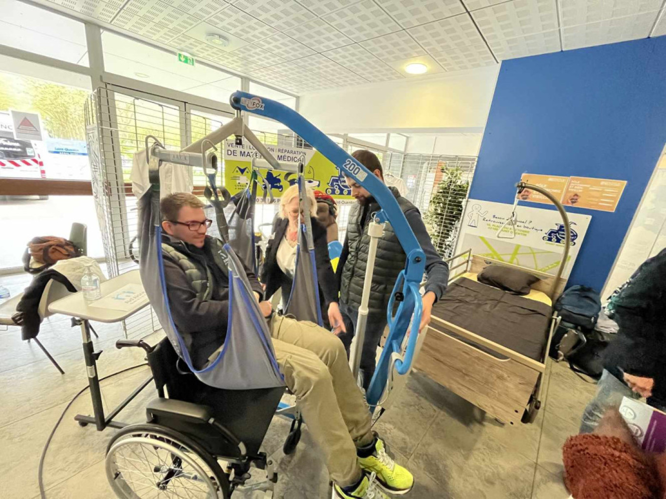 Des animations proposaient de toucher du doigt la réalité de ces métiers qui ont évolué eux et le matériel pour réduire les charges lourdes.© D.R.