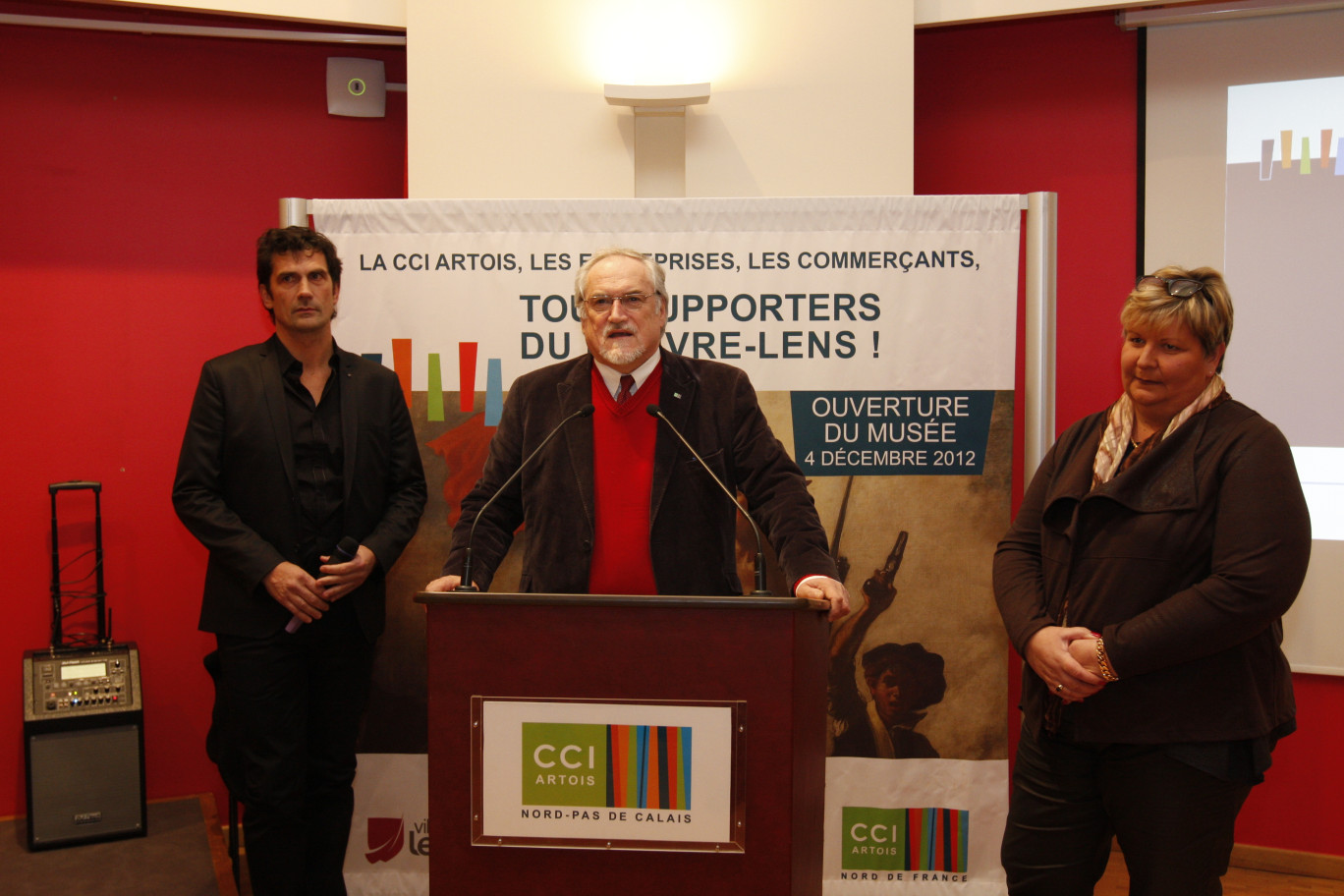 Edouard Magnaval avec à ses côtés a souhaité une année 2013, pleine de réussite pour les commerces de l'Artois.