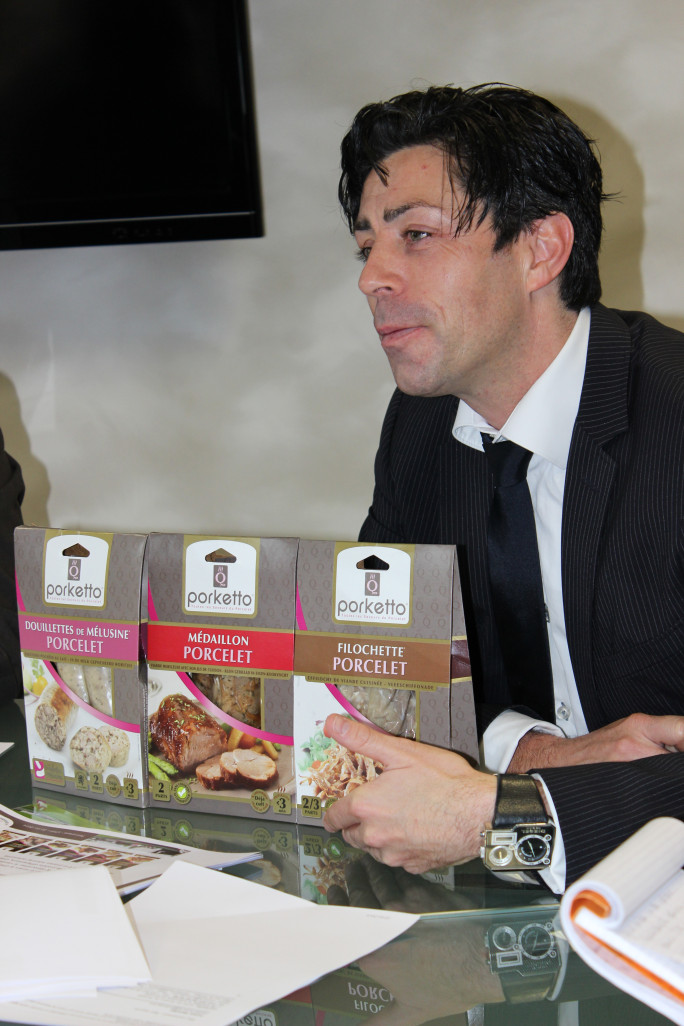 Freddy Braure, dirigeant de JB Viande, a présenté son projet industriel et quelques produits porcelets distribués sous la marque Porketto et qui seront produits sur le nouveau site arrageois.