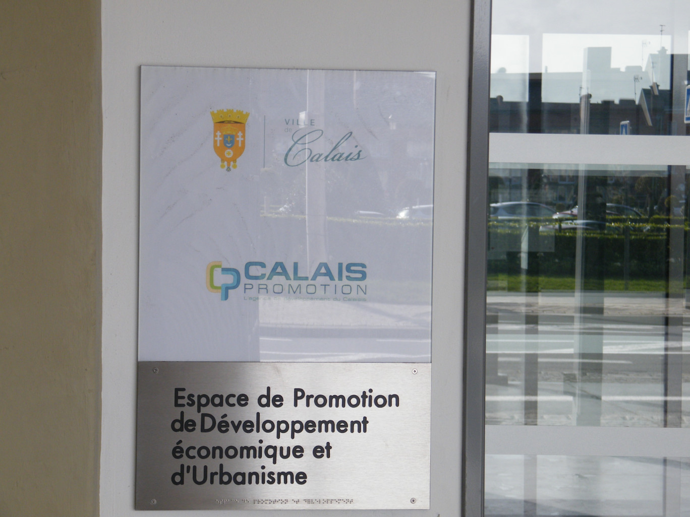 « L'agence de développement économique Calais Promotion ».