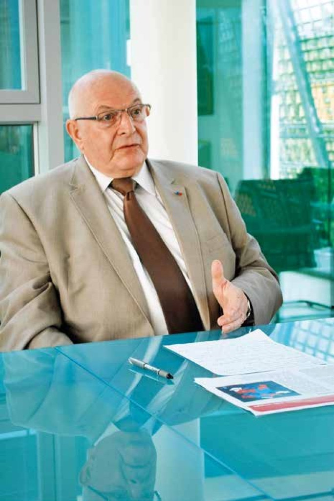 Jacky Lebrun, président de la CCI Picardie, s’exprime sur les réformes fiscales et territoriales.