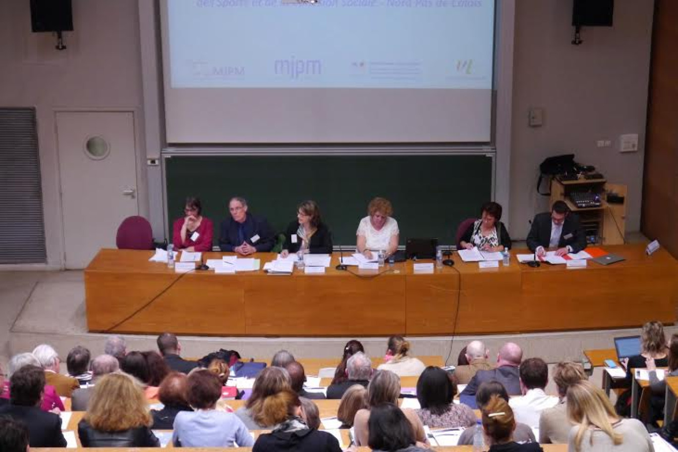 Lors du colloque de Douai, plus de 200 participants