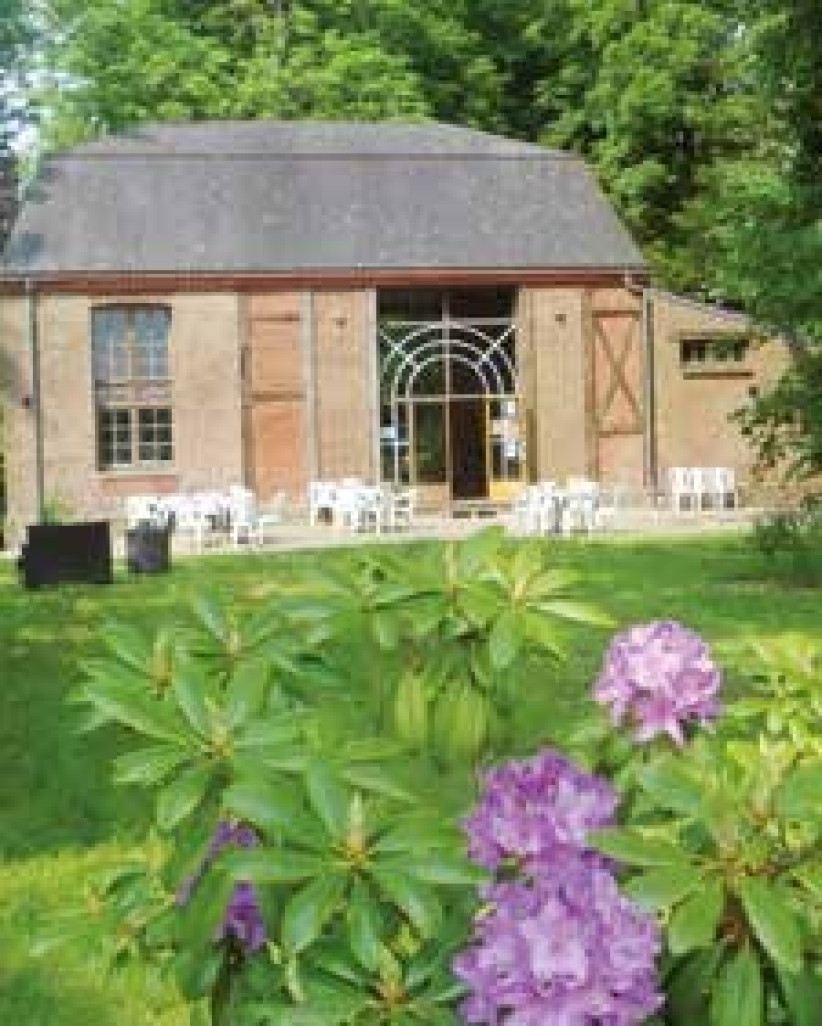 Habitante de Rambures, Christelle Vue connaît bien le parc du château, elle est tombée amoureuse de ce splendide bâtiment.