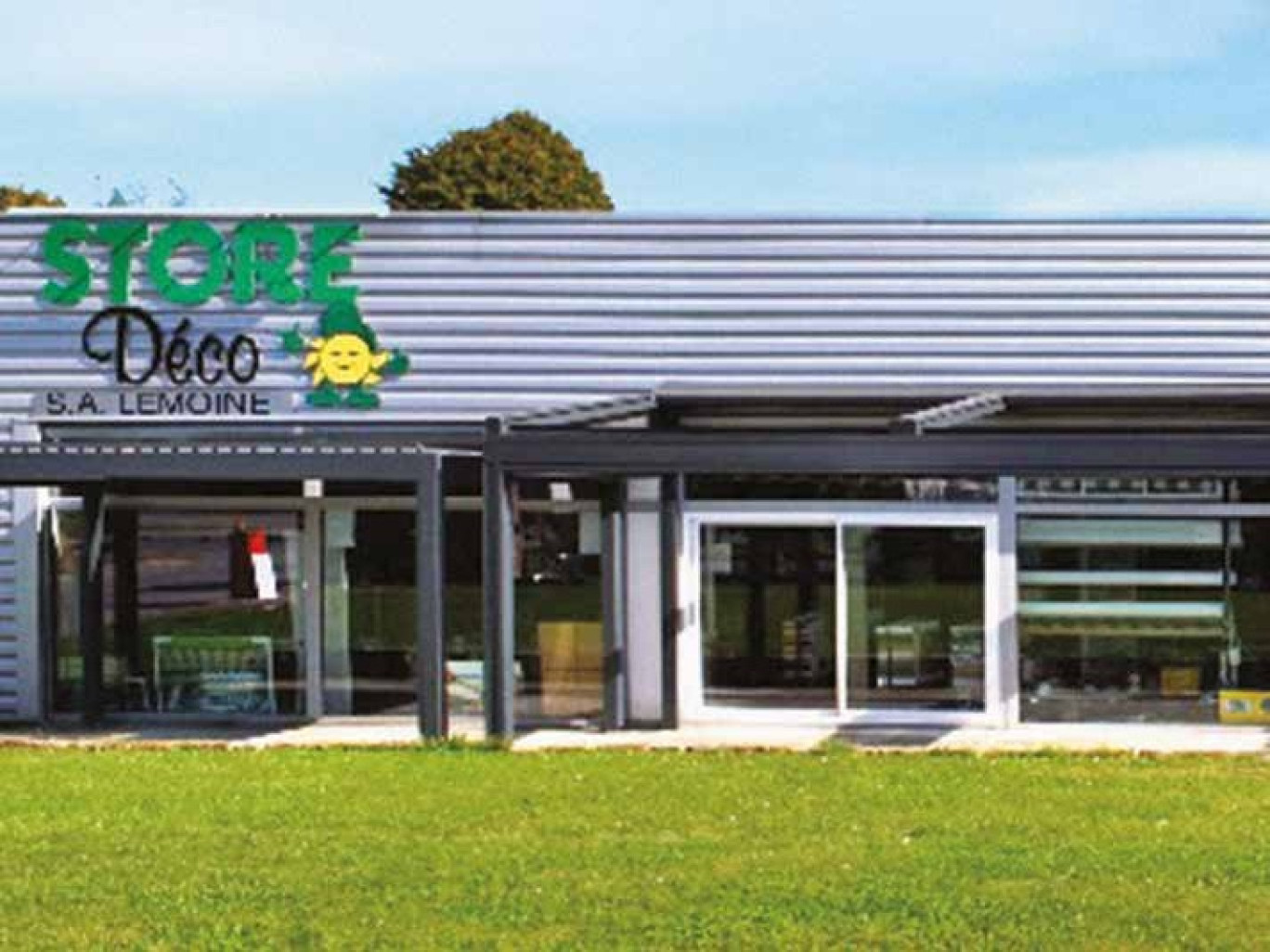Le siège de Store Déco (à Saint-Quentin), où se trouvent également l’atelier de fabrication et le showroom.